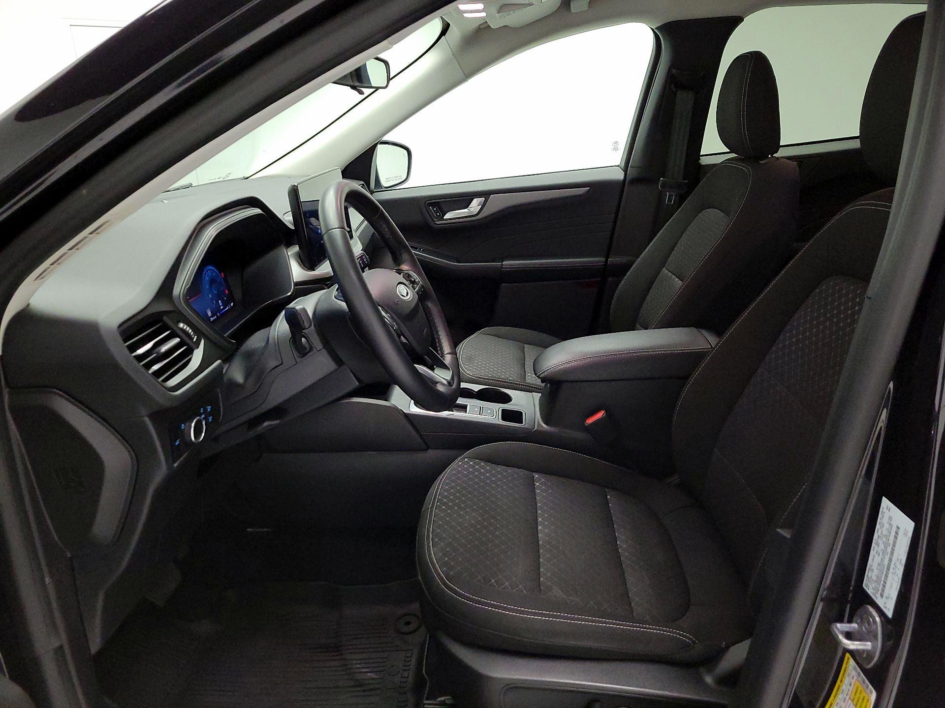 Thumbnail: 2023 Ford Escape - 11