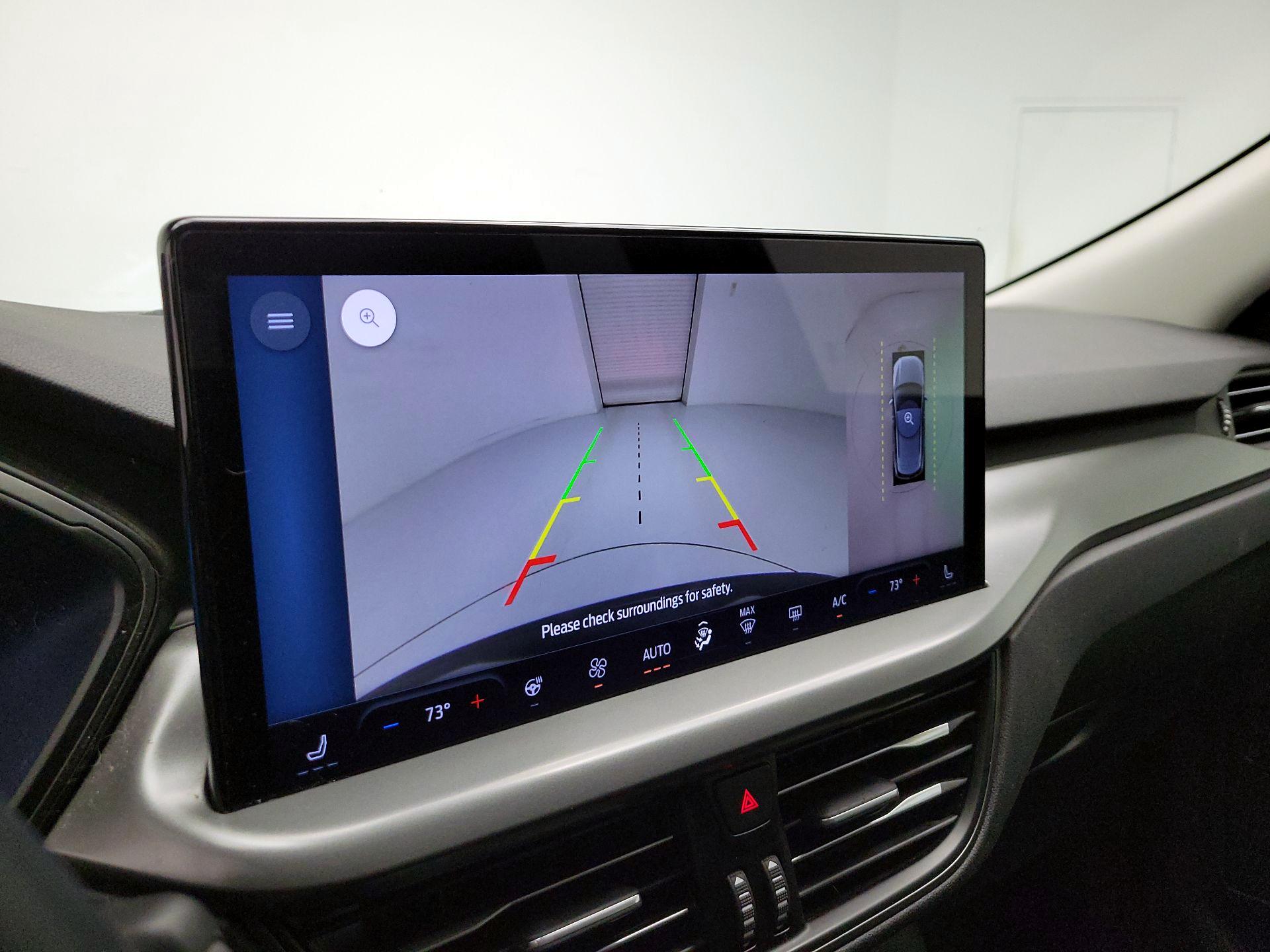 Thumbnail: 2023 Ford Escape - 15