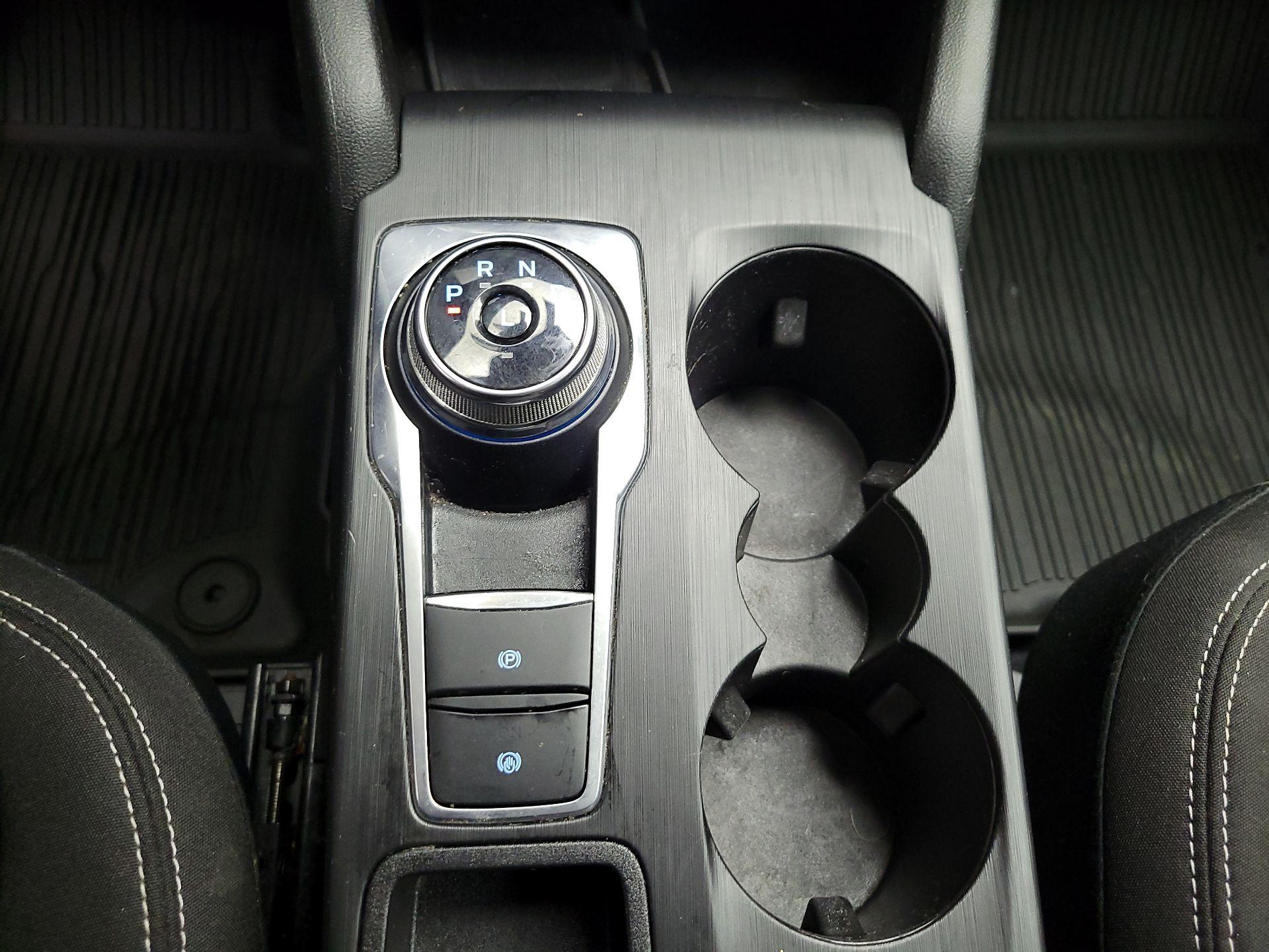 Thumbnail: 2023 Ford Escape - 18