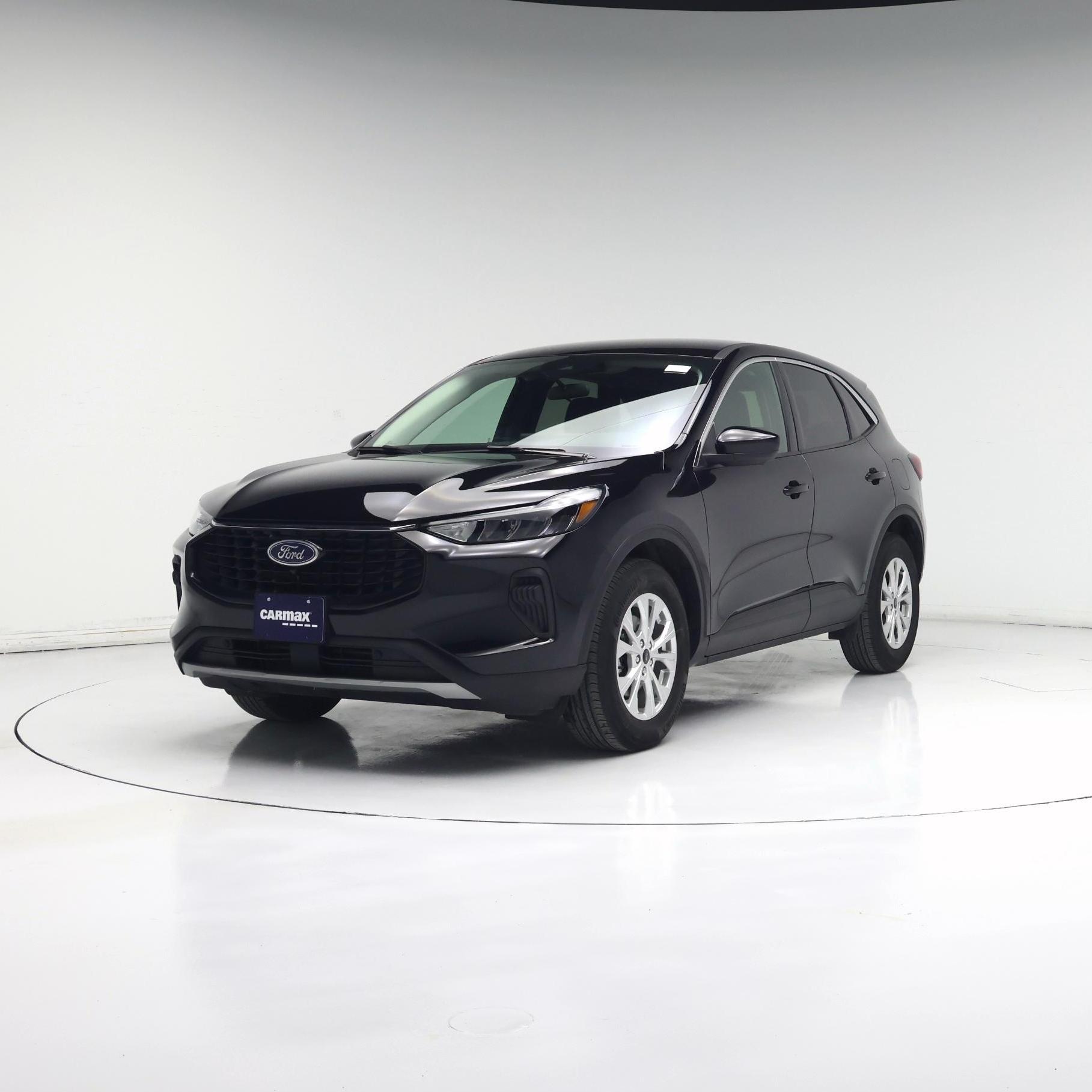 Thumbnail: 2023 Ford Escape - 4