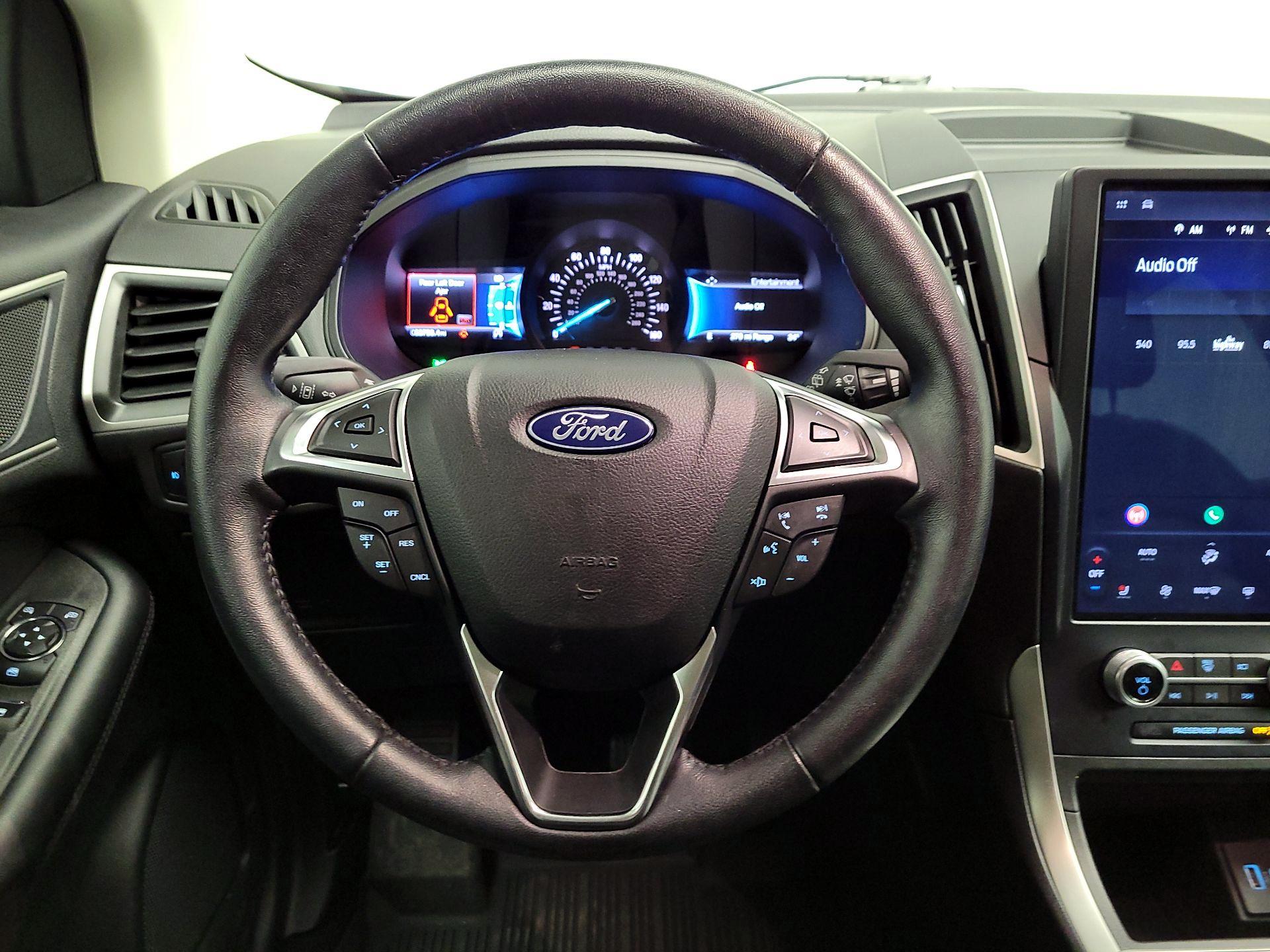 Thumbnail: 2023 Ford Edge - 10