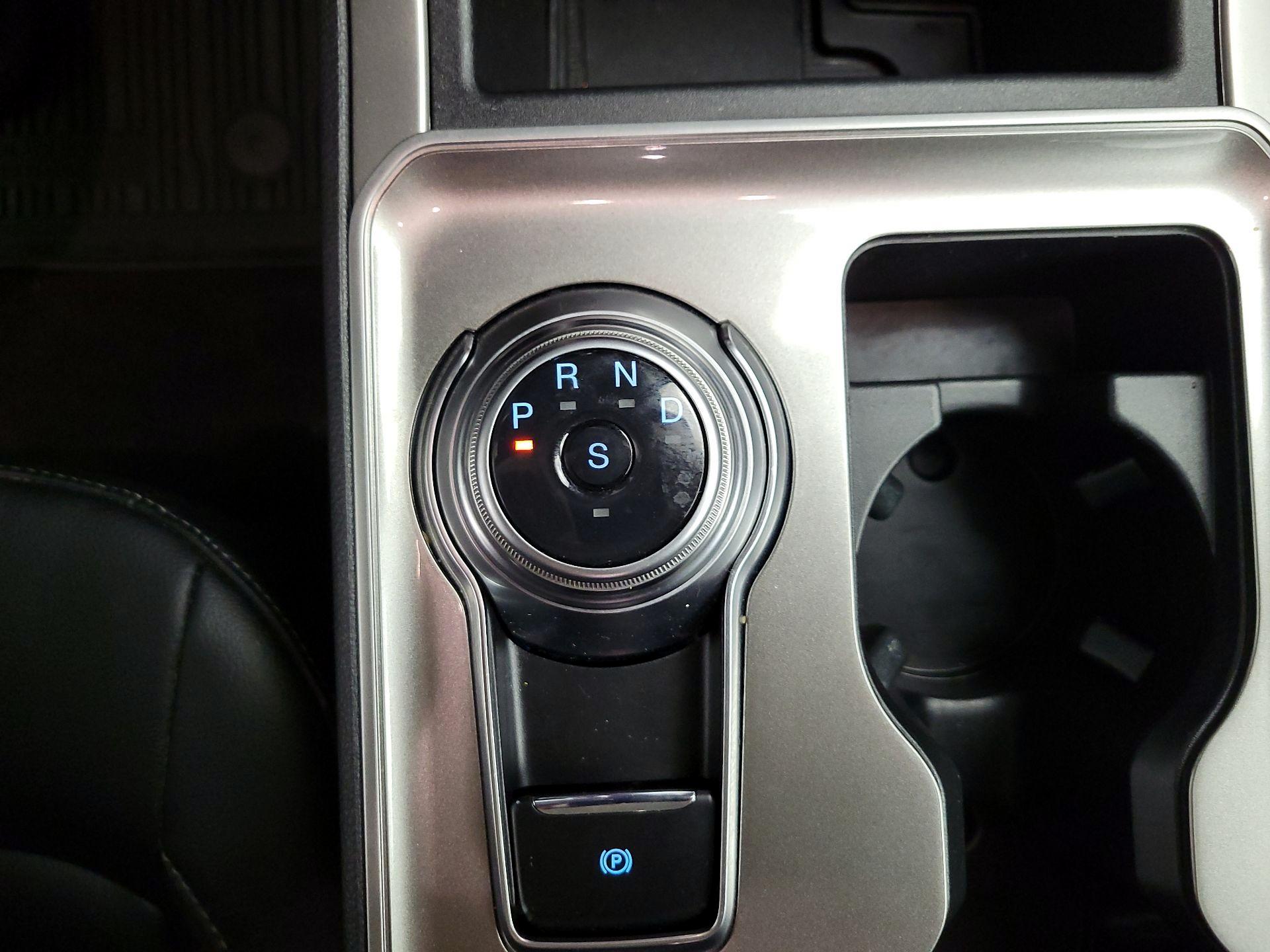 Thumbnail: 2023 Ford Edge - 15