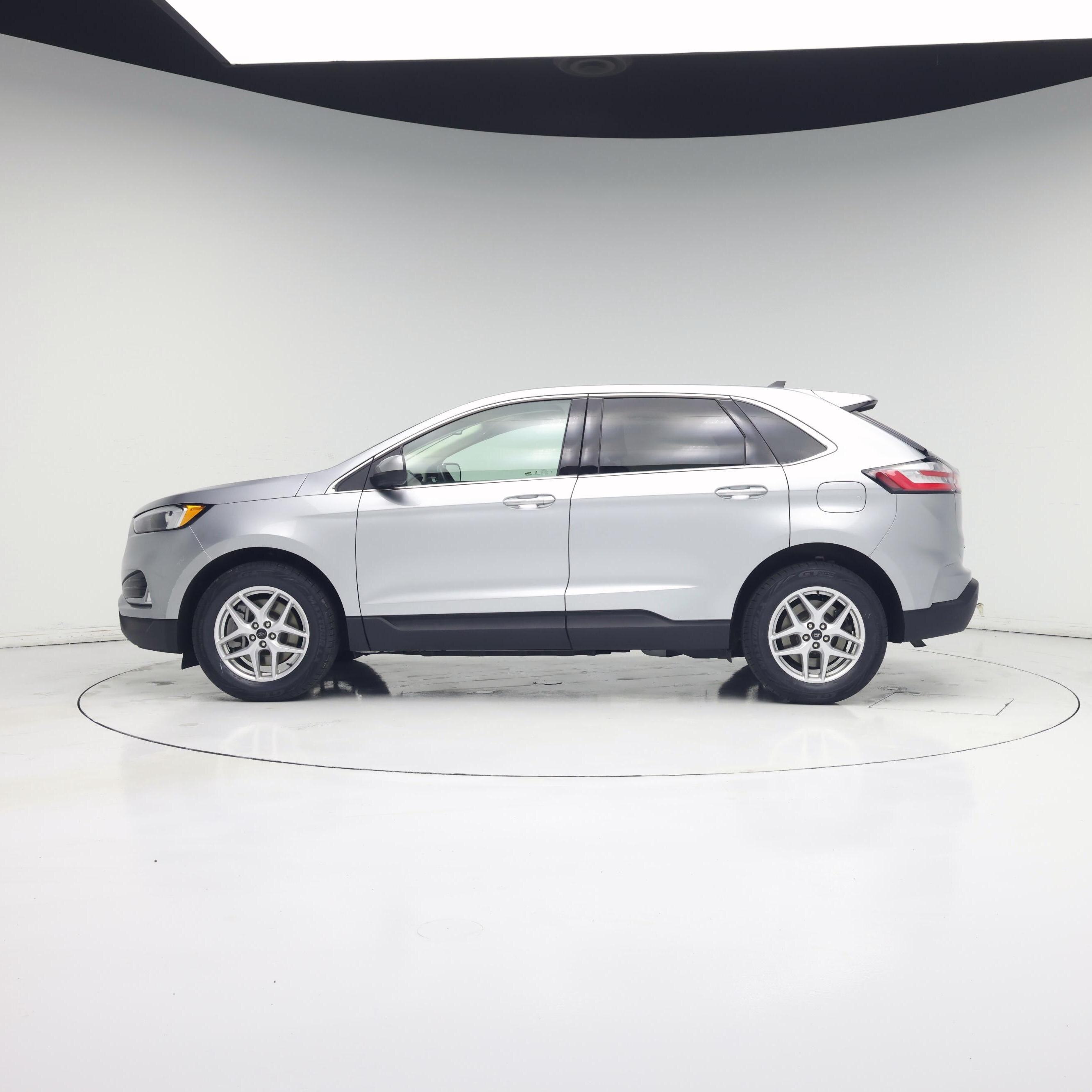 Thumbnail: 2023 Ford Edge - 3