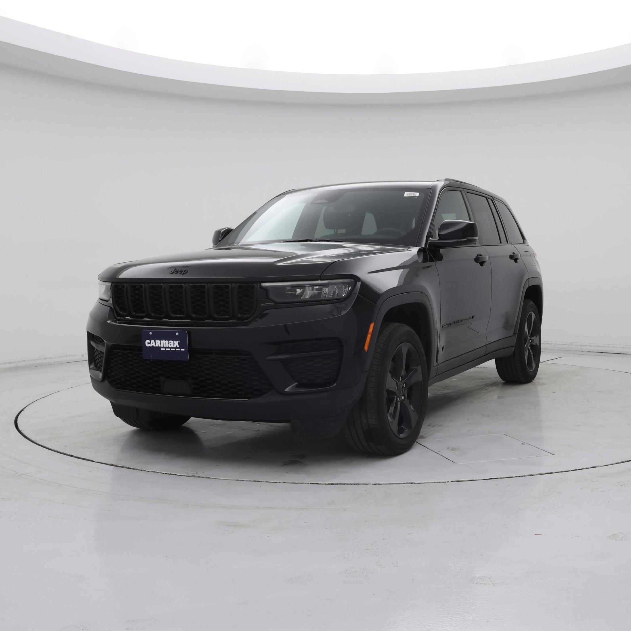 Thumbnail: 2023 Jeep Grand Cherokee - 4