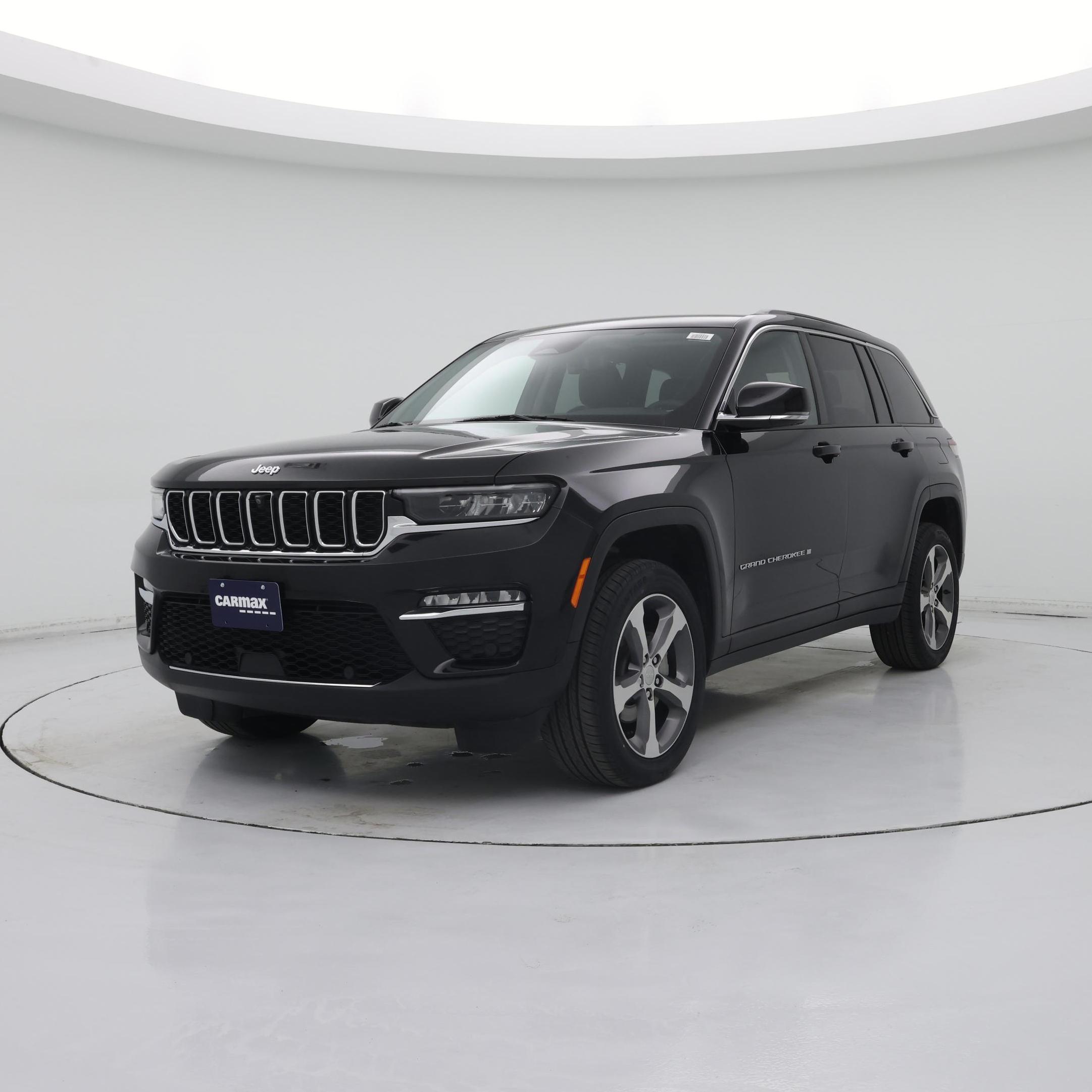 Thumbnail: 2023 Jeep Grand Cherokee - 4