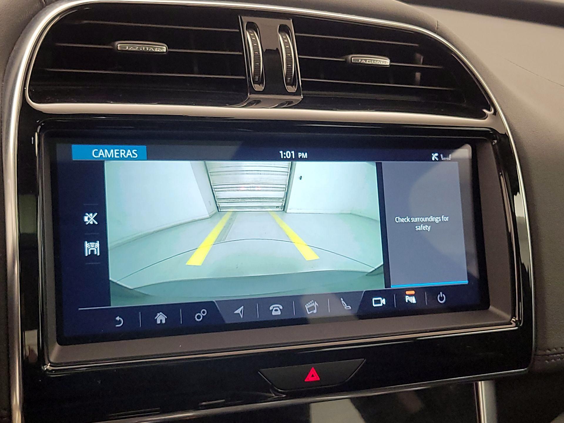 Thumbnail: 2020 Jaguar XE - 15