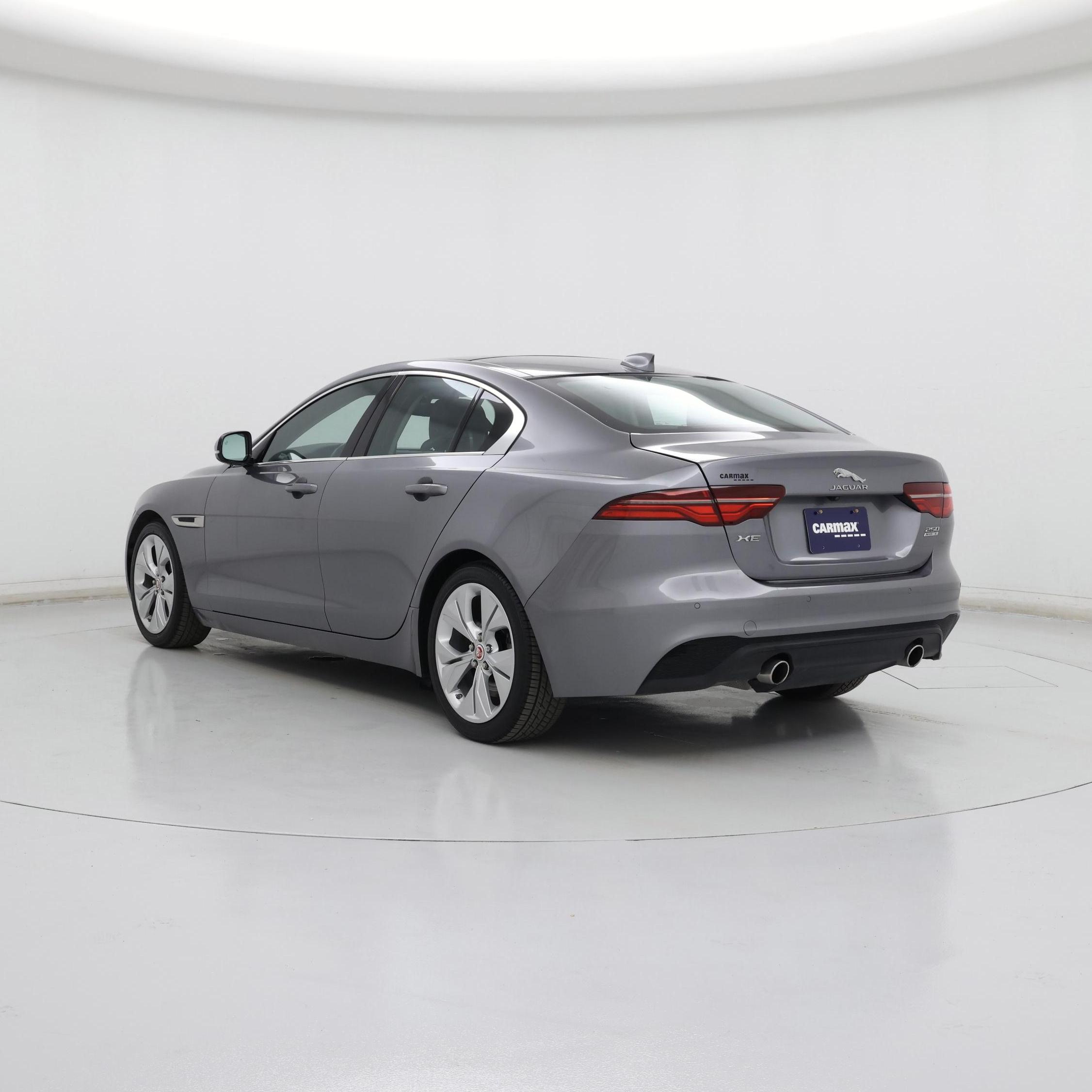 Thumbnail: 2020 Jaguar XE - 2