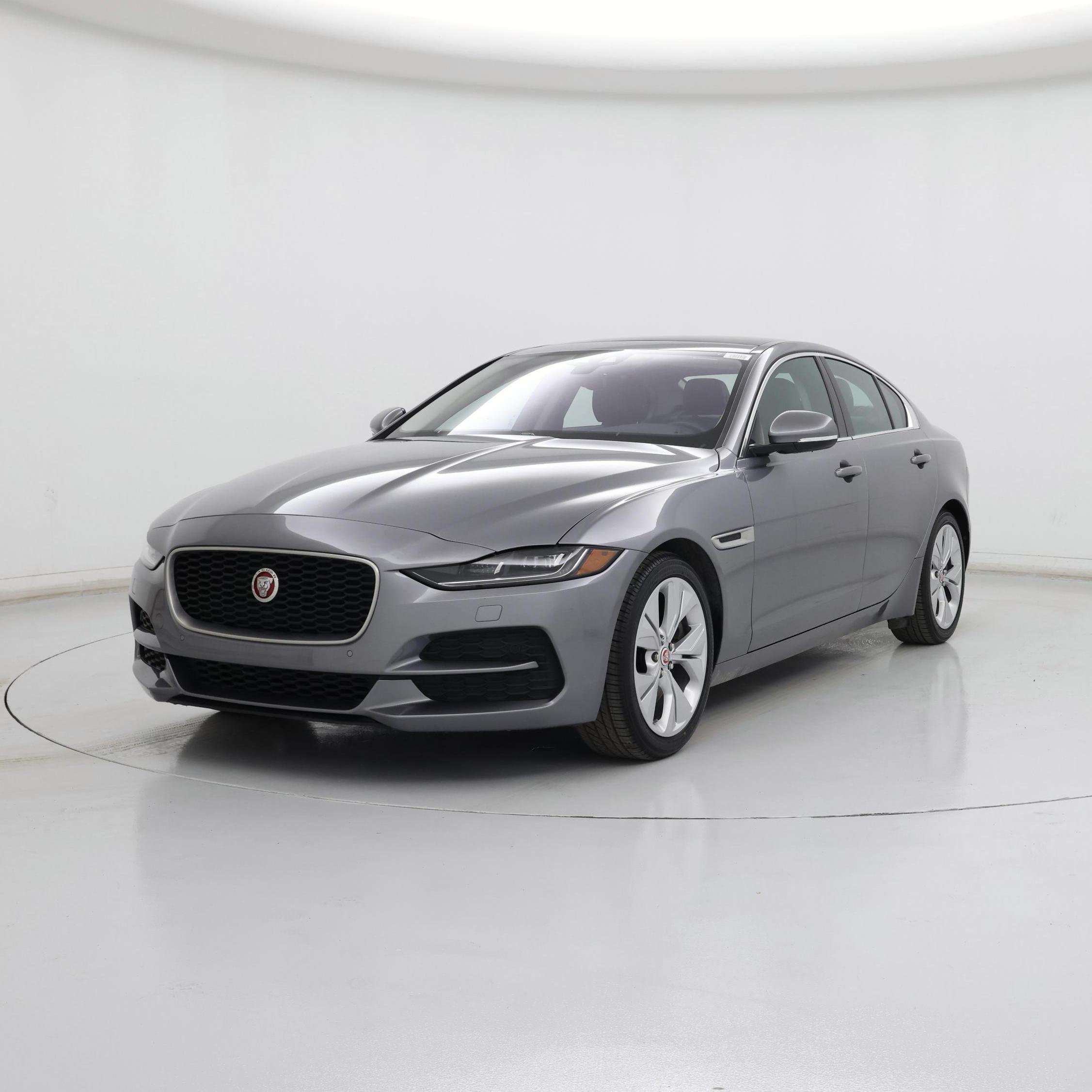 Thumbnail: 2020 Jaguar XE - 4