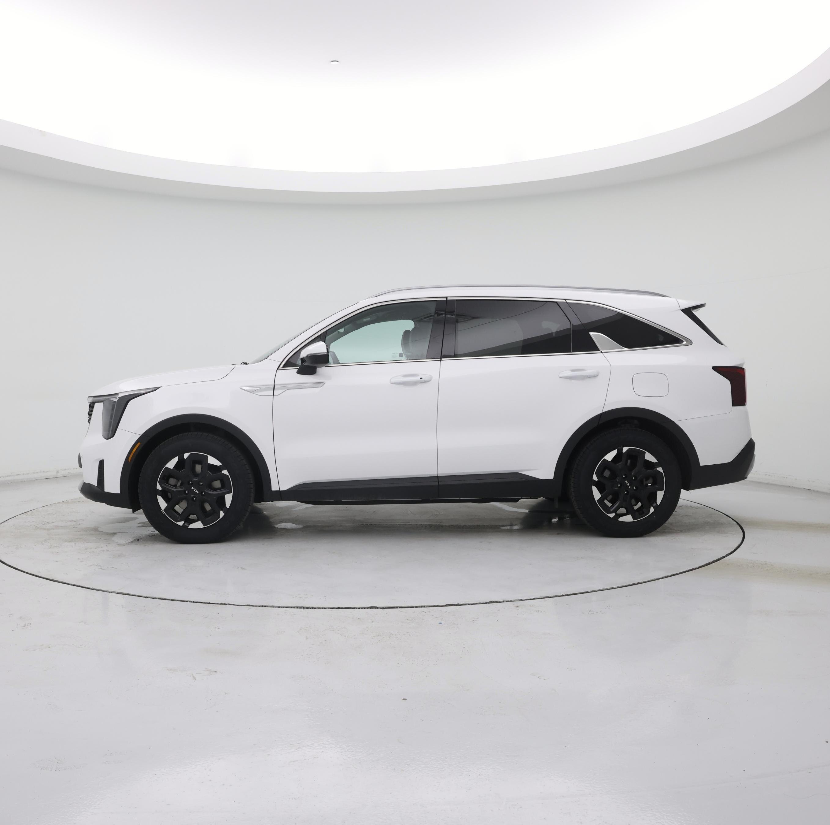 Thumbnail: 2024 Kia Sorento - 3