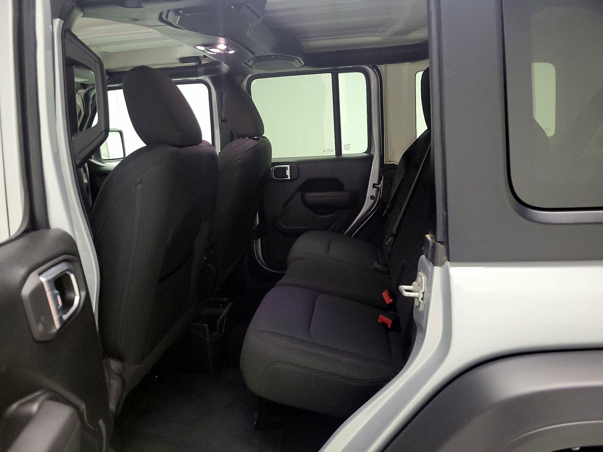 Thumbnail: 2022 Jeep Wrangler - 20