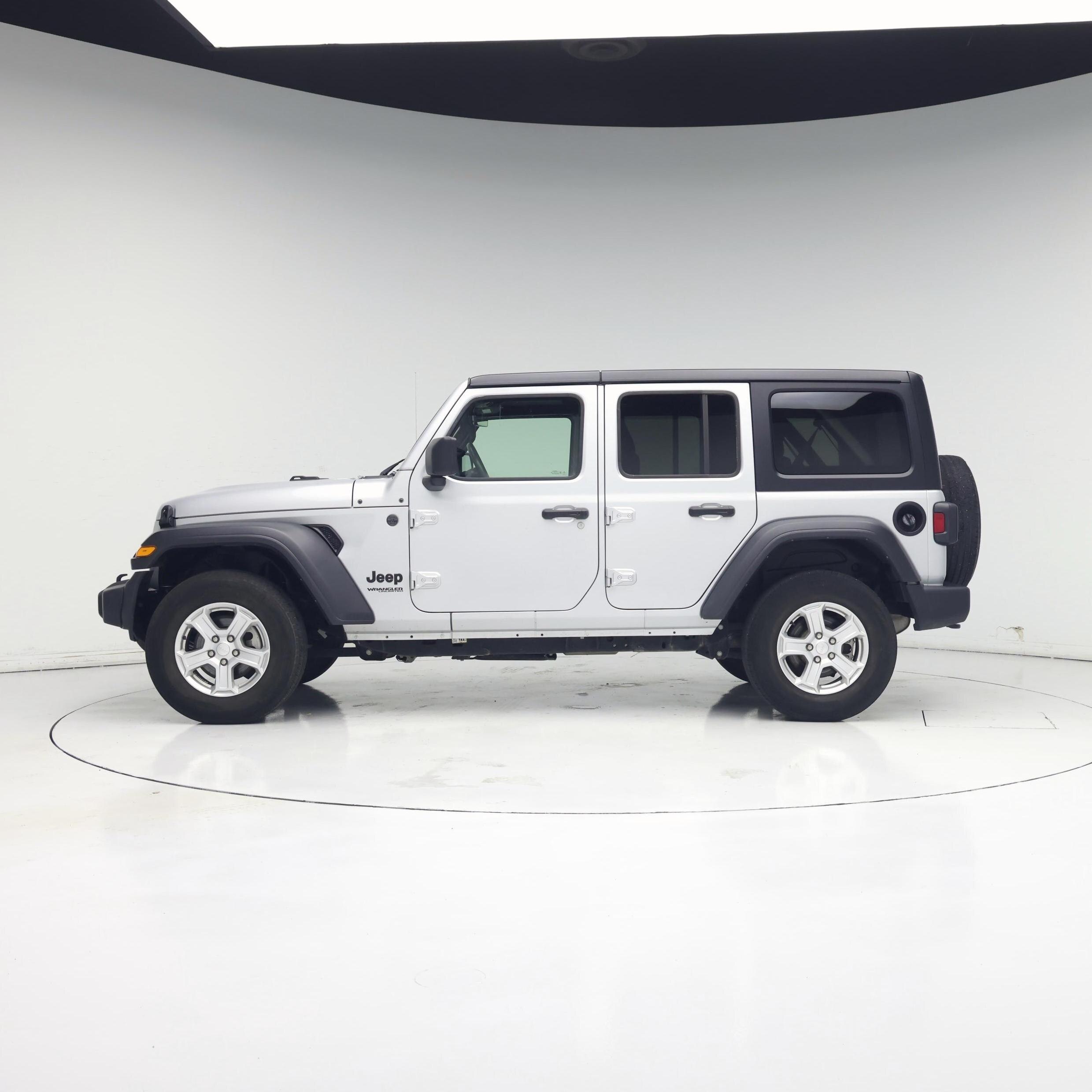 Thumbnail: 2022 Jeep Wrangler - 3