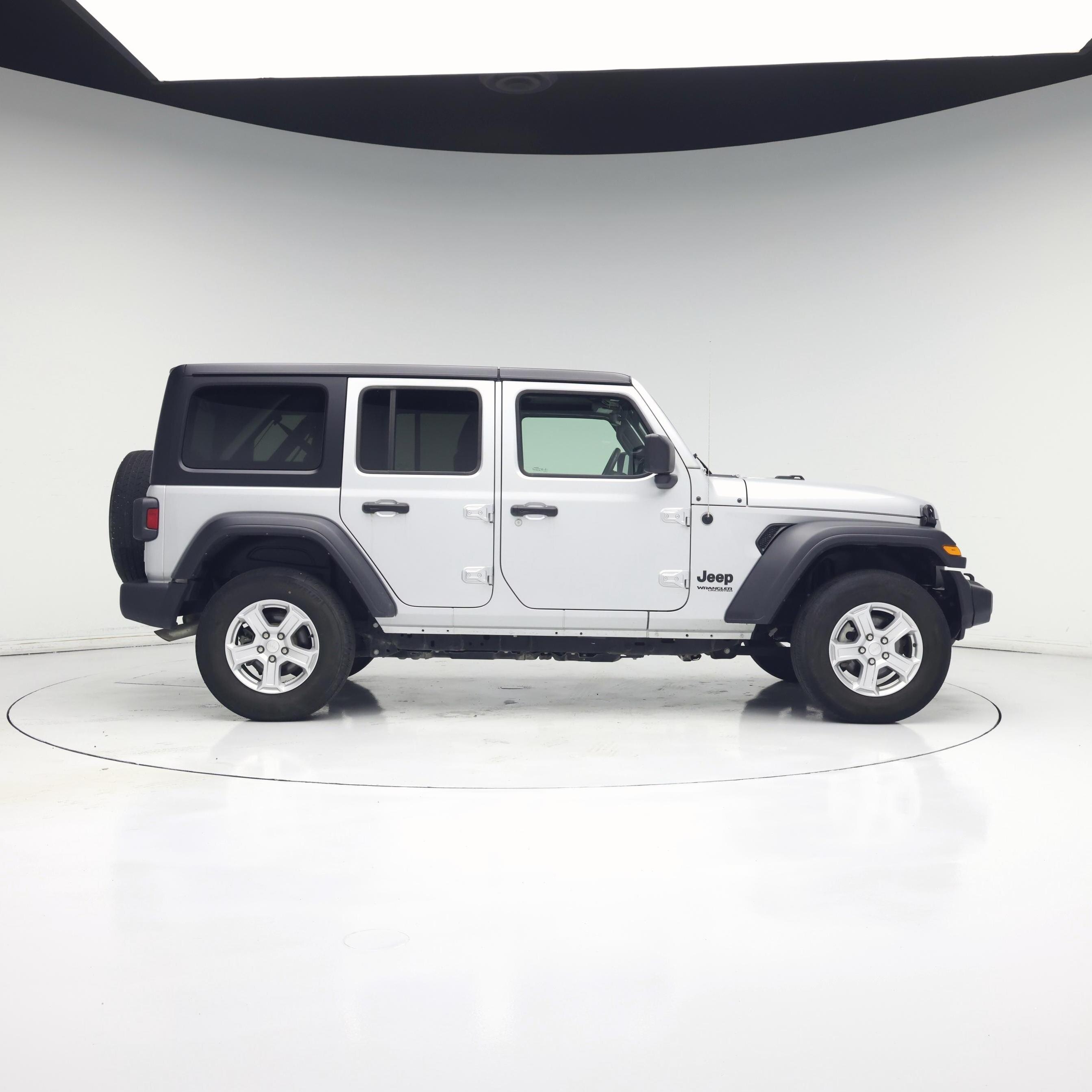 Thumbnail: 2022 Jeep Wrangler - 7