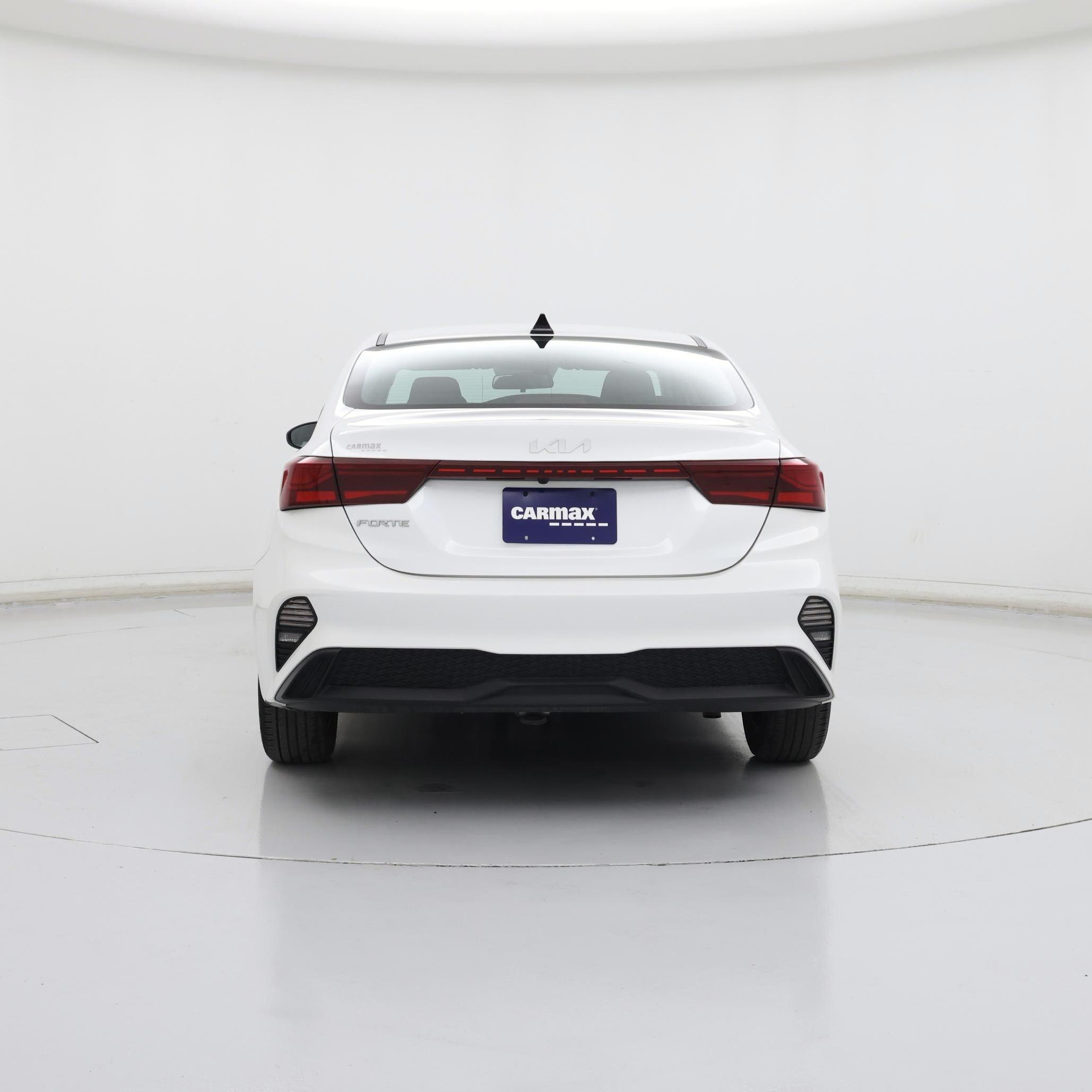 Thumbnail: 2024 Kia Forte - 6