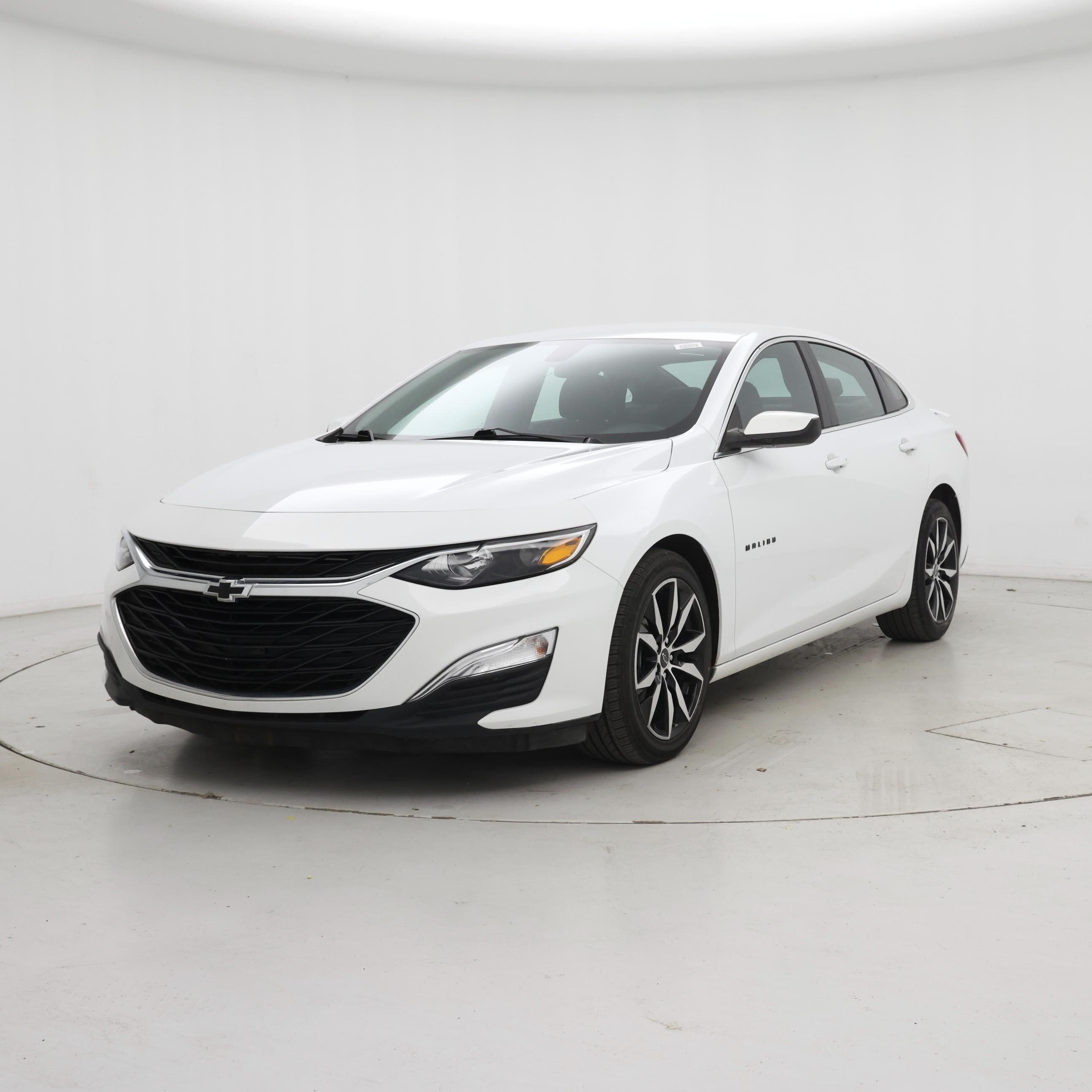 Thumbnail: 2022 Chevrolet Malibu - 4