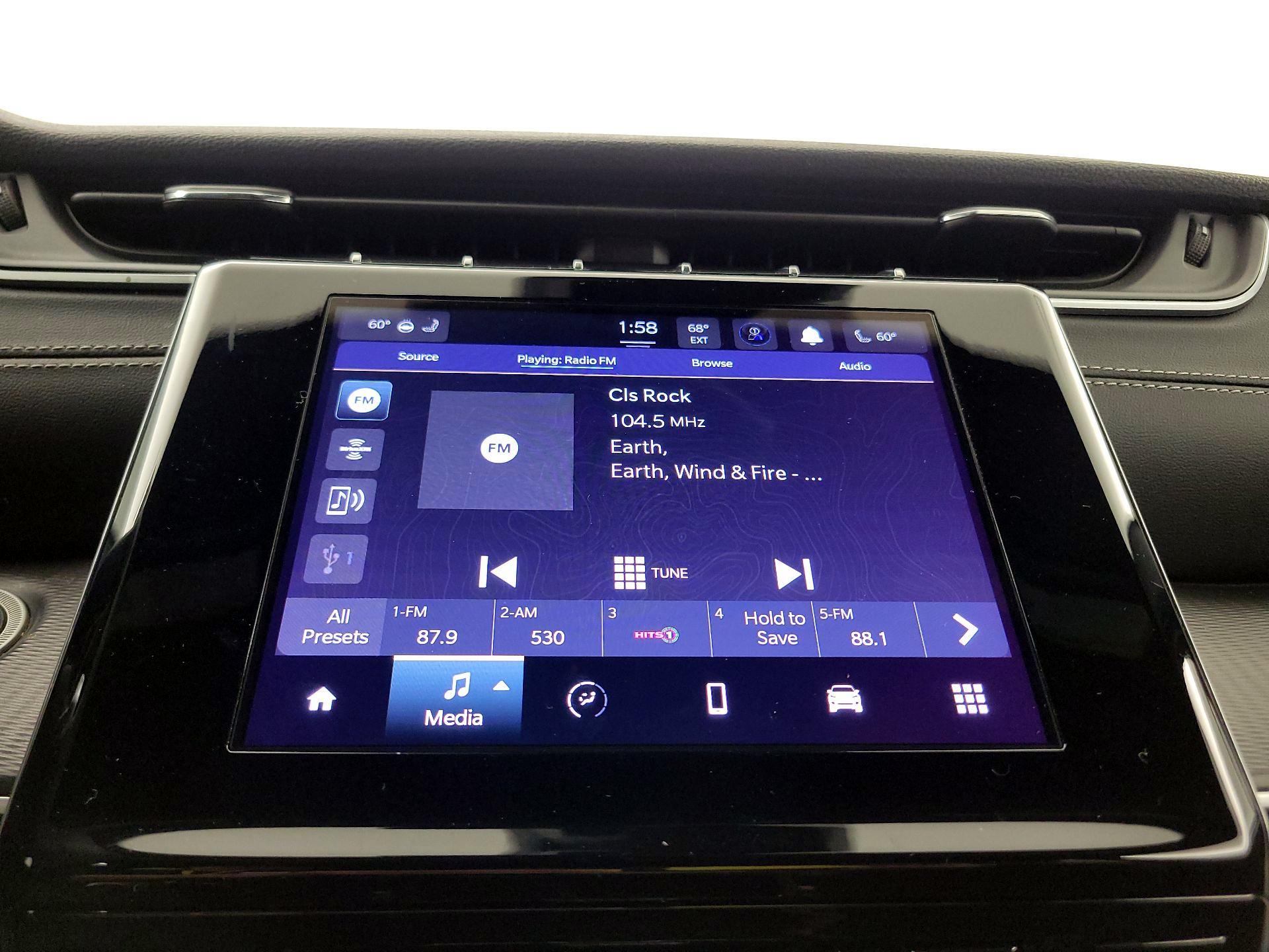 Thumbnail: 2023 Jeep Grand Cherokee - 15