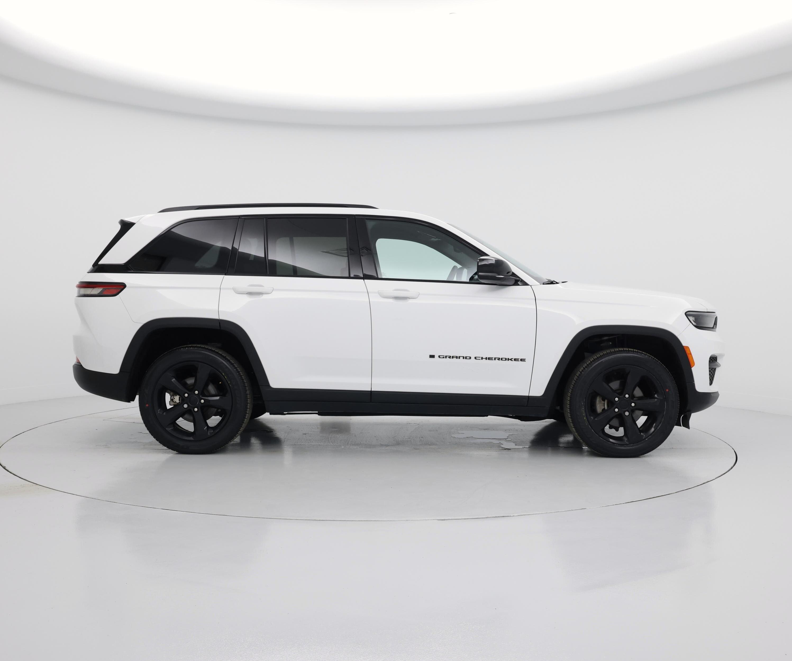 Thumbnail: 2023 Jeep Grand Cherokee - 7