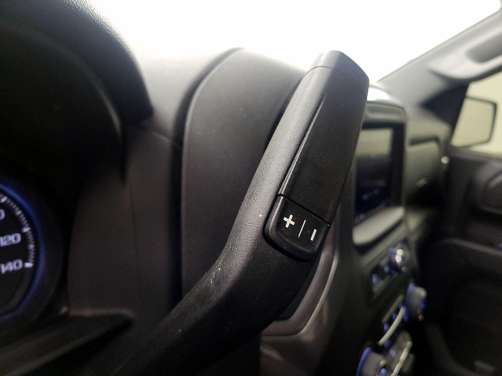 Thumbnail: 2023 Chevrolet Silverado 1500 - 17