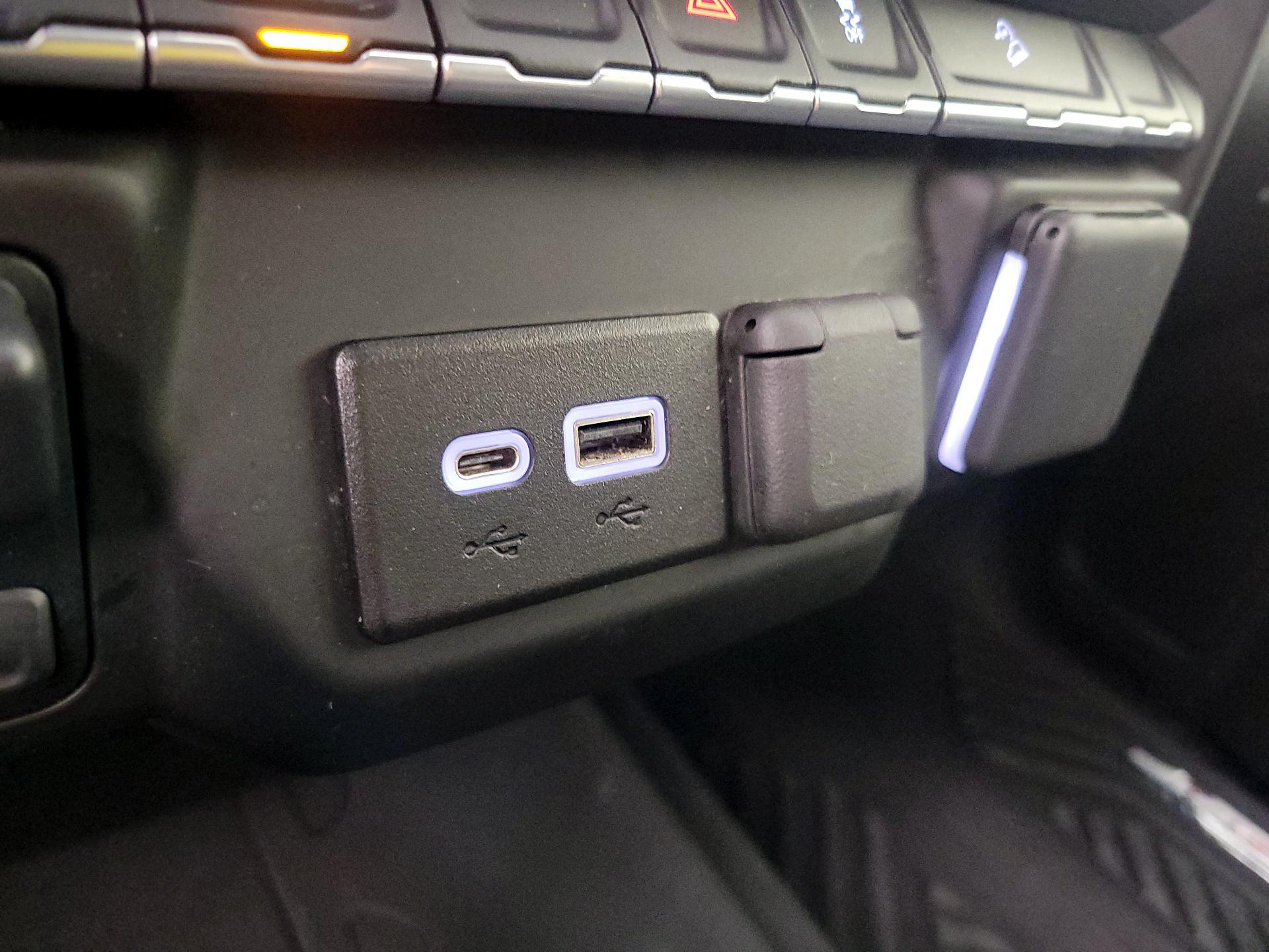 Thumbnail: 2023 Chevrolet Silverado 1500 - 18