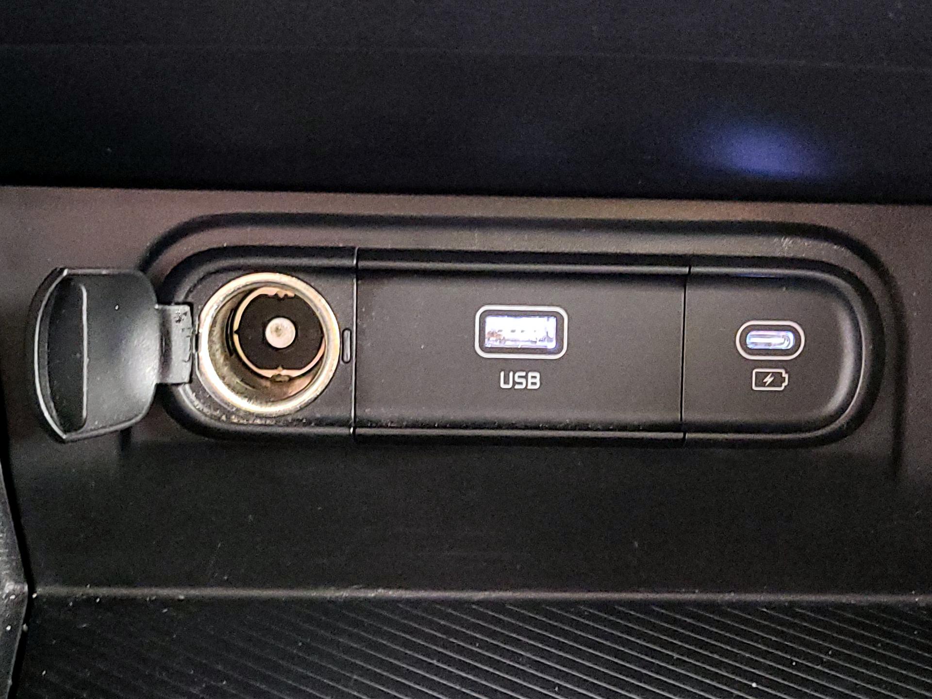 Thumbnail: 2024 Kia Sportage - 18