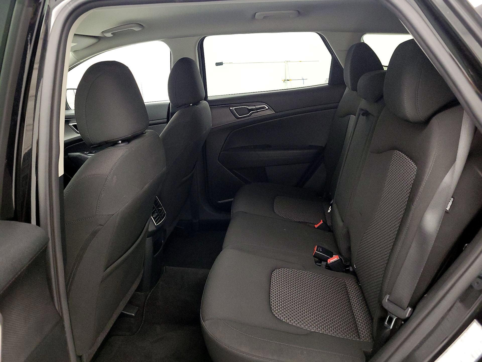 Thumbnail: 2024 Kia Sportage - 19