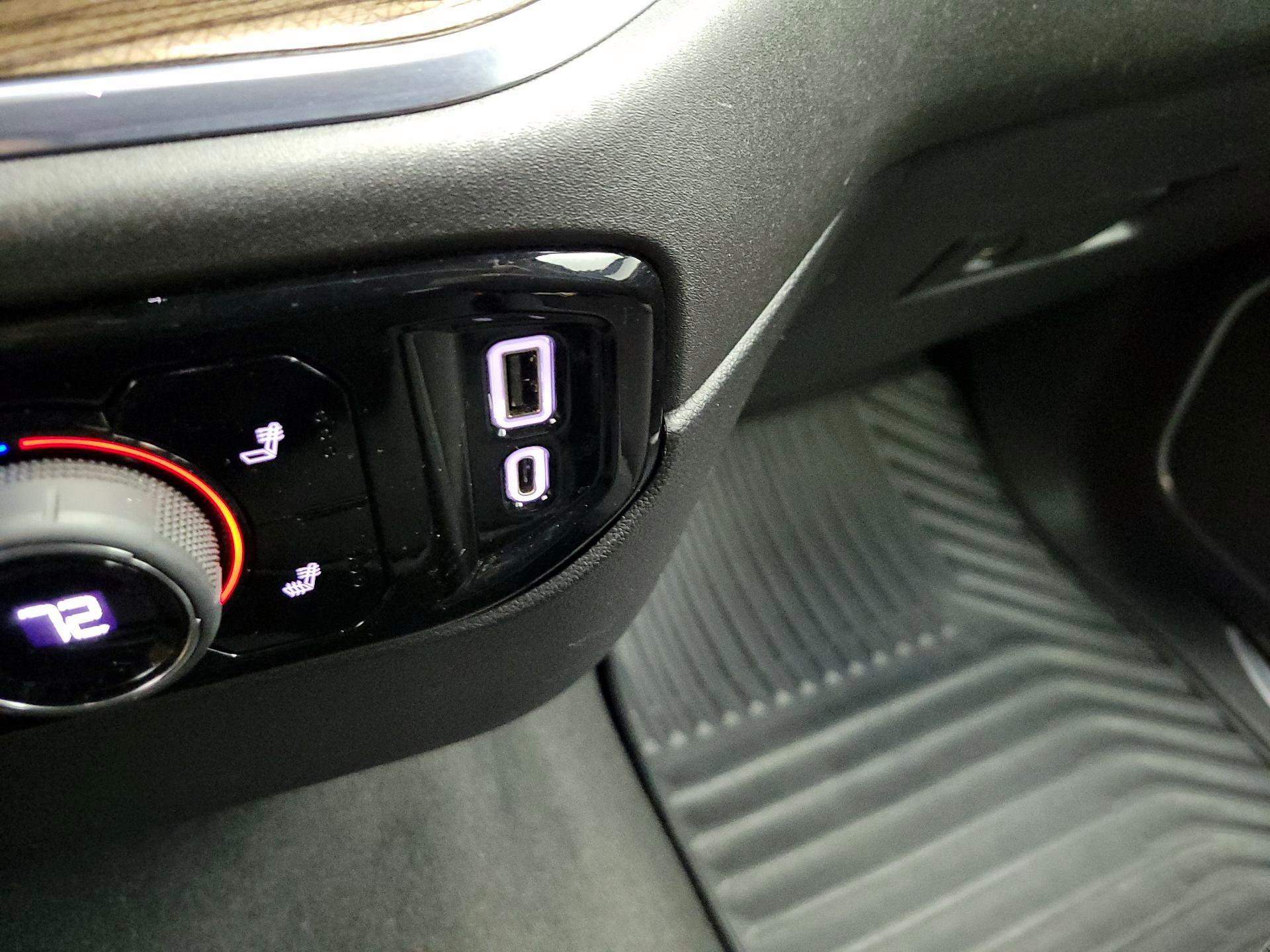 Thumbnail: 2023 Chevrolet Silverado 1500 - 18