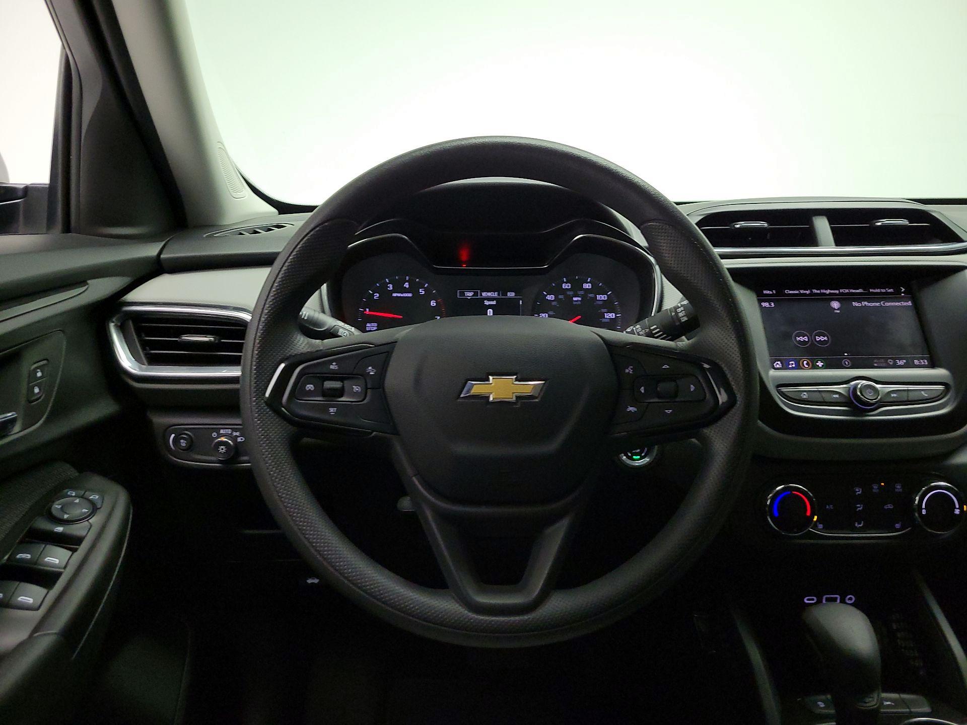 Thumbnail: 2023 Chevrolet TrailBlazer - 10