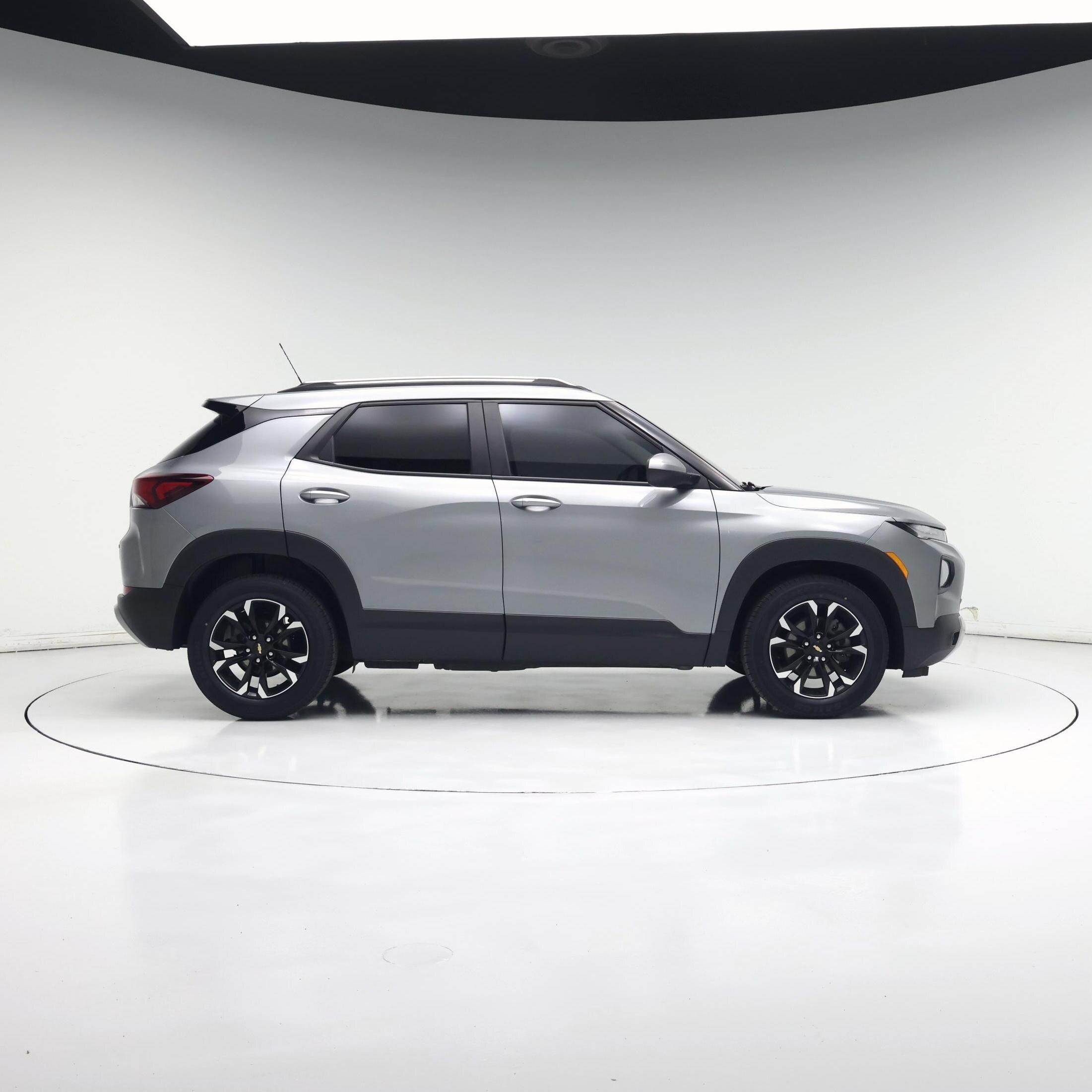 Thumbnail: 2023 Chevrolet TrailBlazer - 7