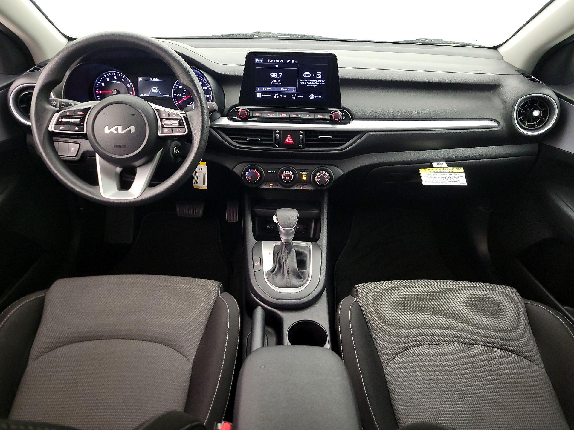 Thumbnail: 2024 Kia Forte - 9