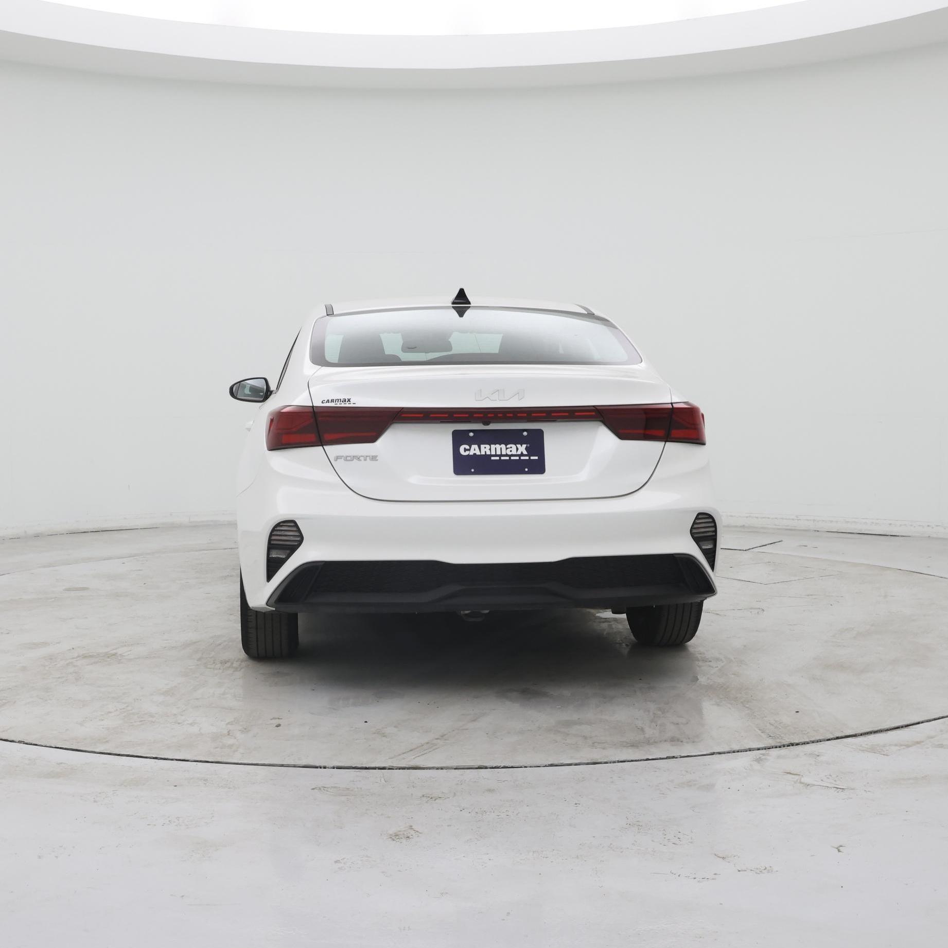 Thumbnail: 2024 Kia Forte - 6