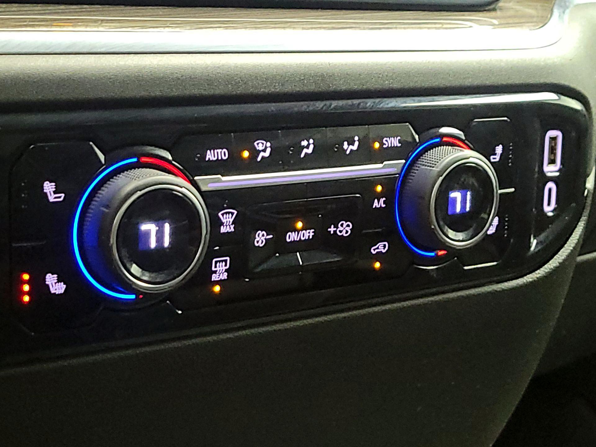 Thumbnail: 2023 Chevrolet Silverado 1500 - 16