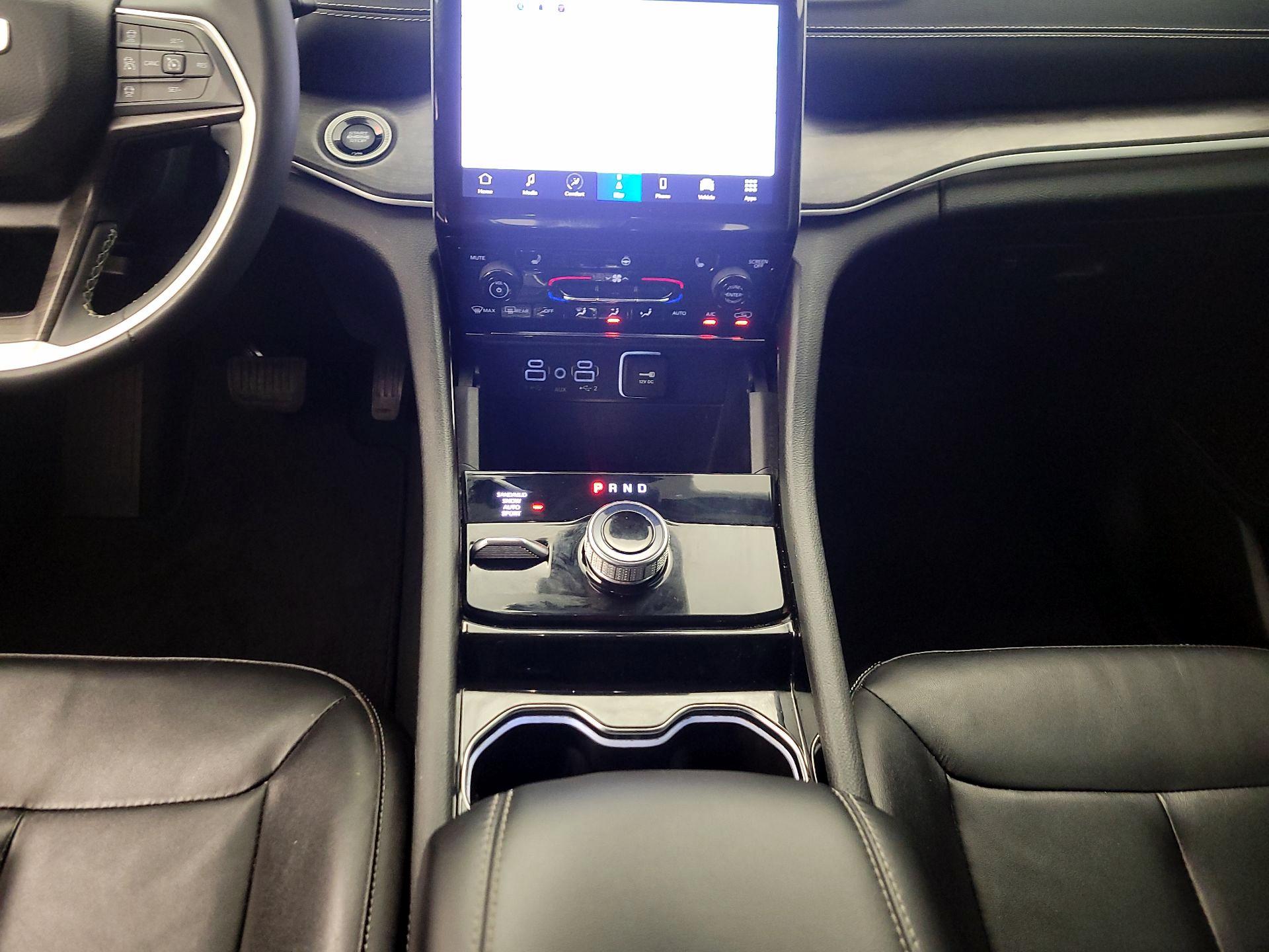 Thumbnail: 2023 Jeep Grand Cherokee L - 18