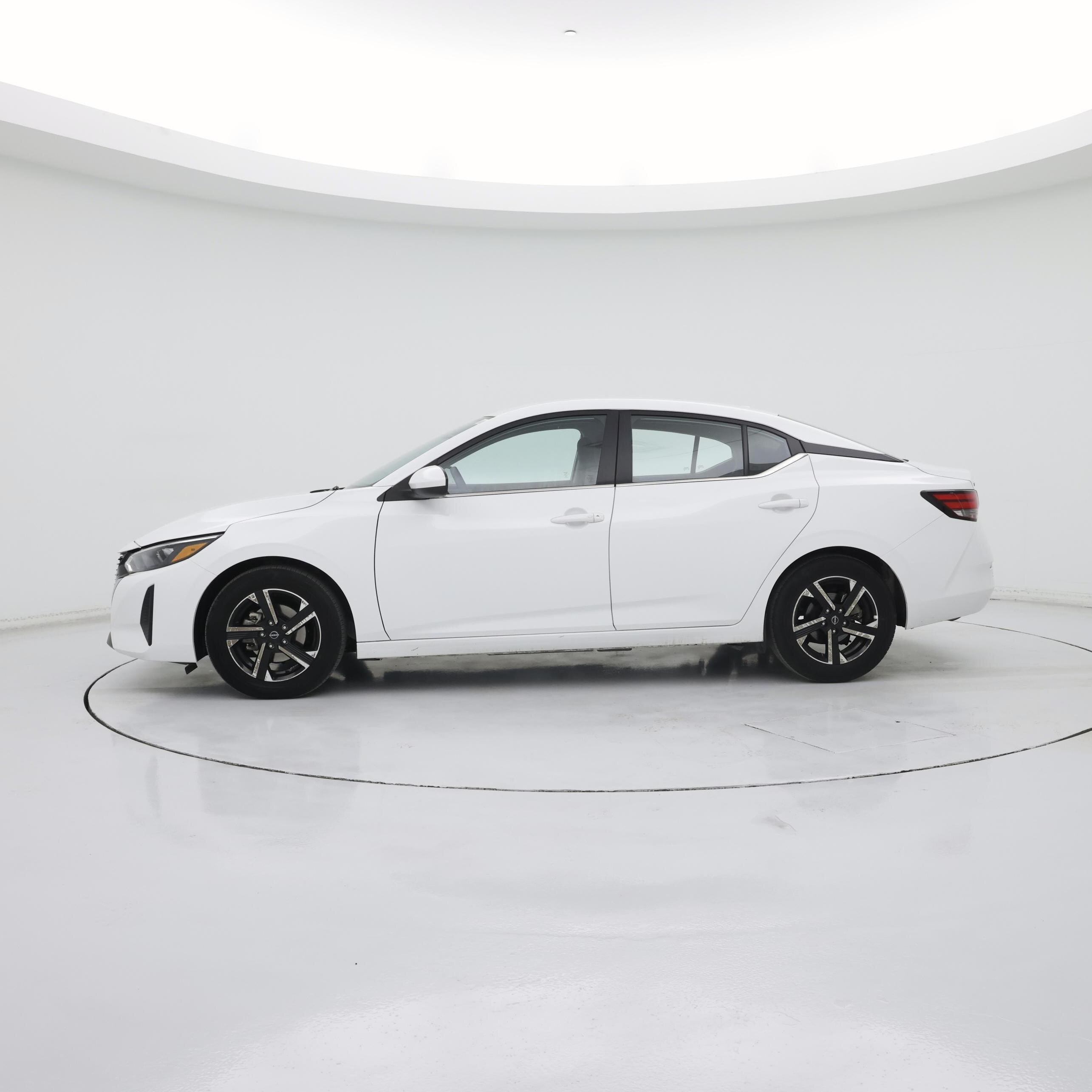 Thumbnail: 2025 Nissan Sentra - 3