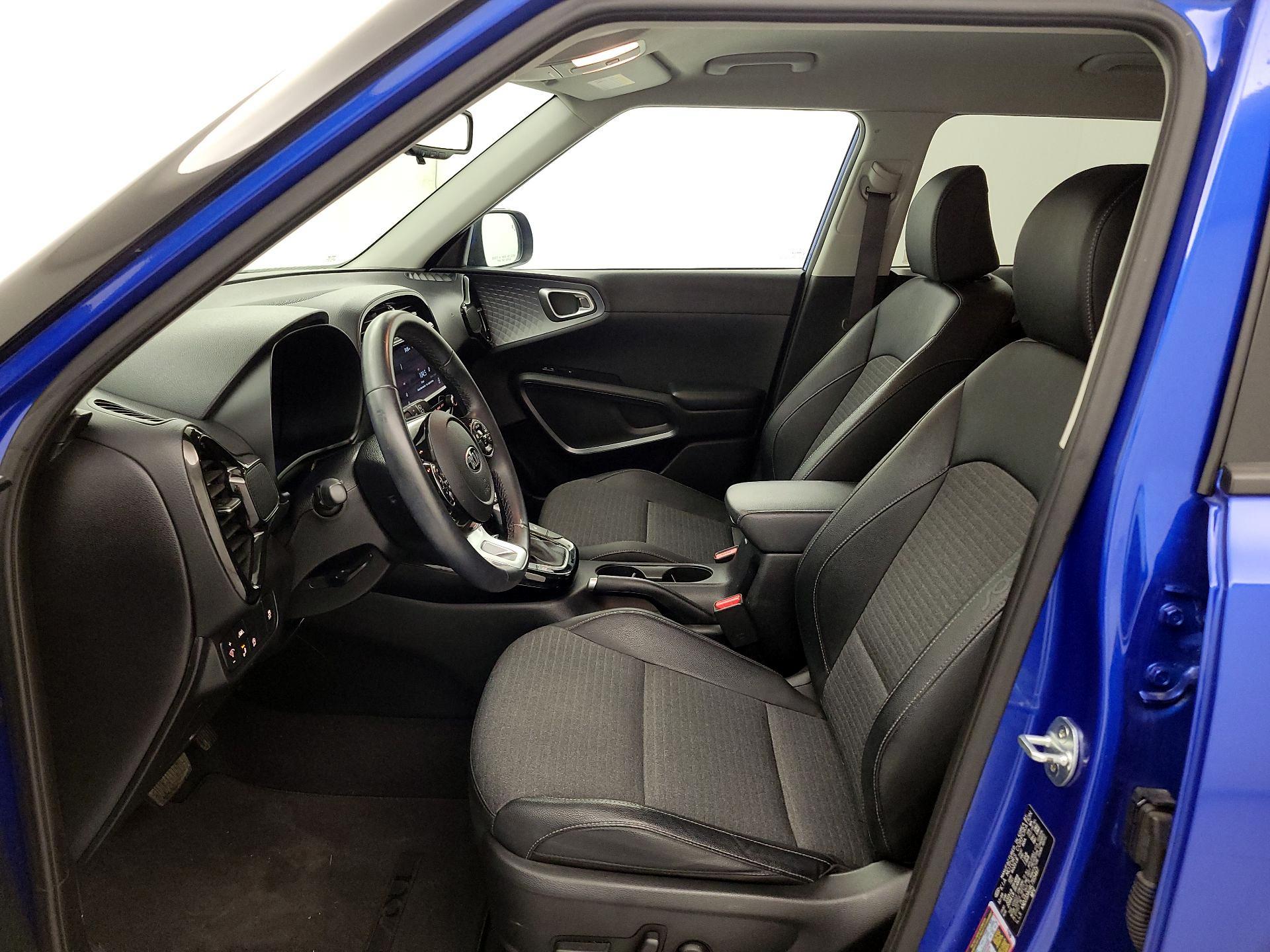 Thumbnail: 2020 Kia Soul - 11