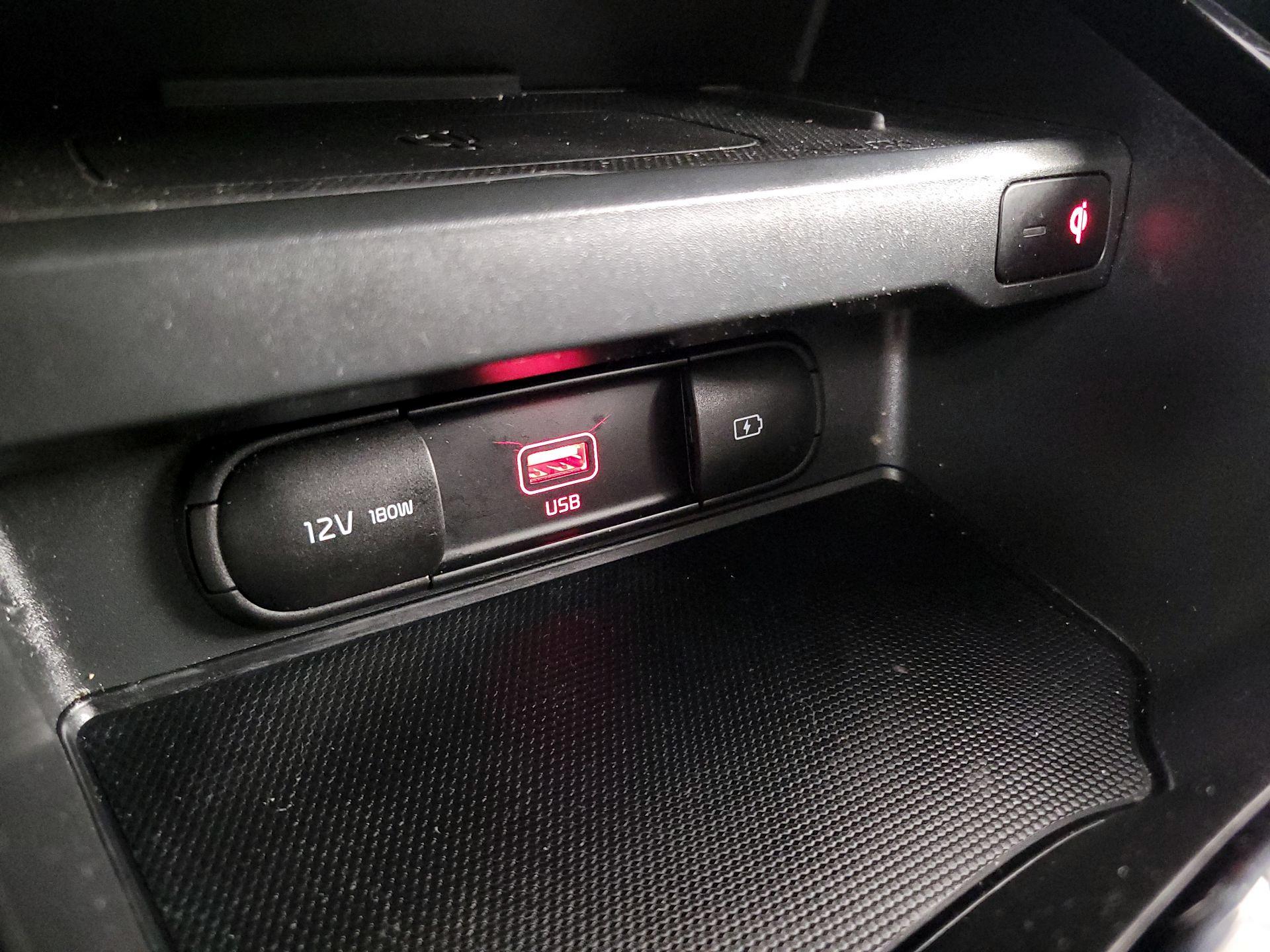 Thumbnail: 2020 Kia Soul - 19