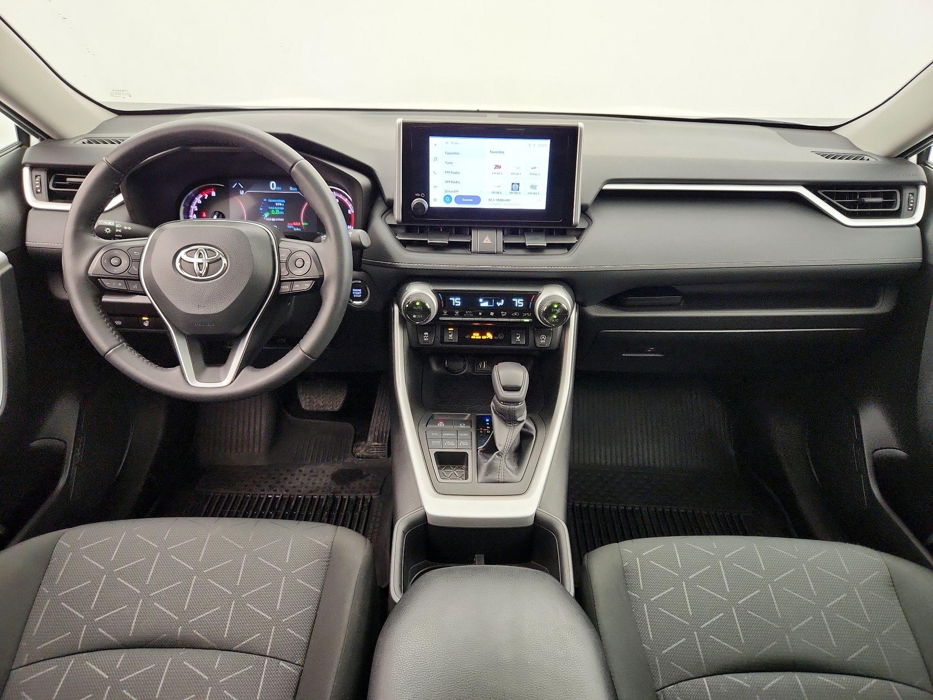 Thumbnail: 2024 Toyota RAV4 - 9