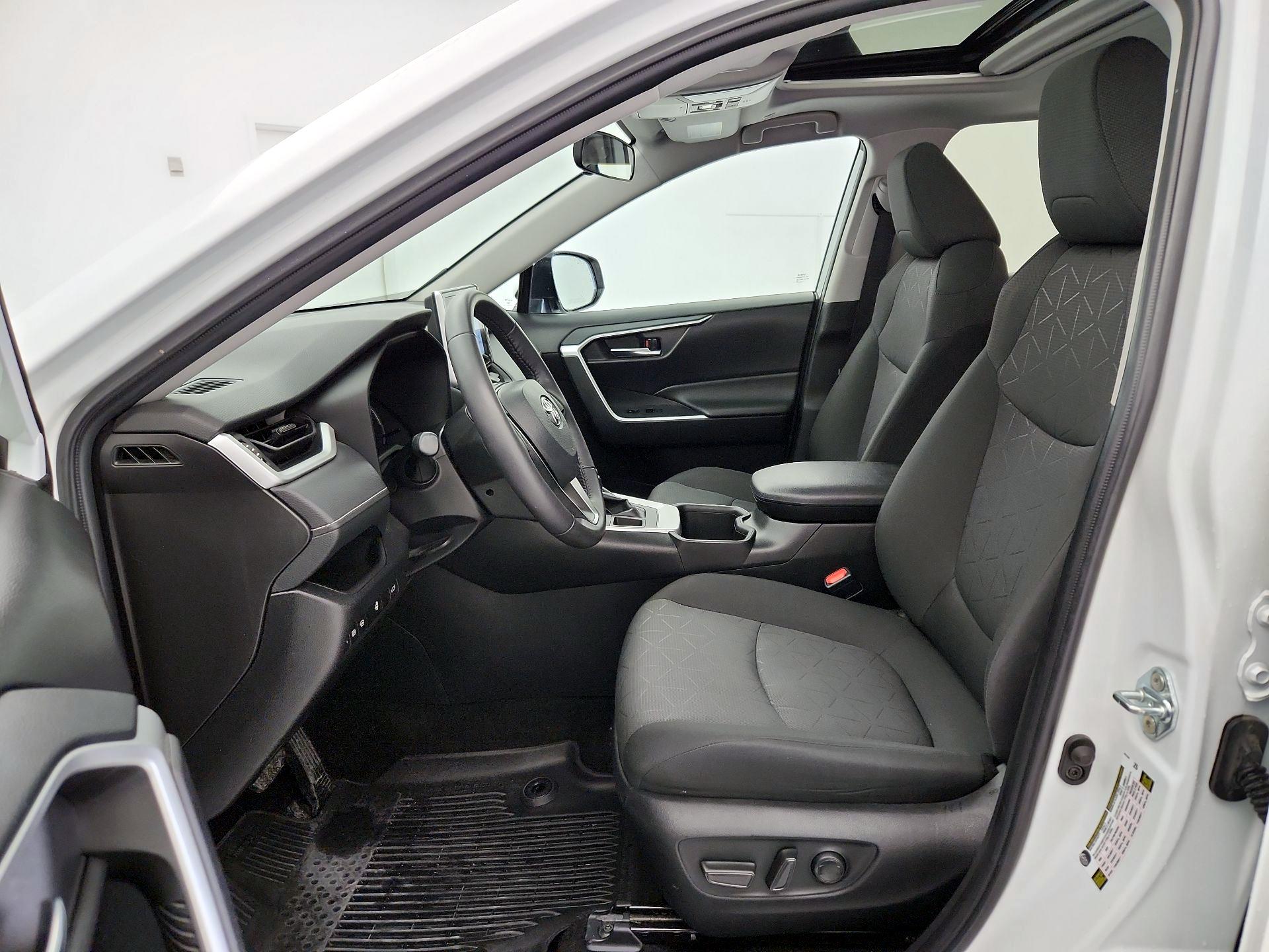 Thumbnail: 2024 Toyota RAV4 - 11