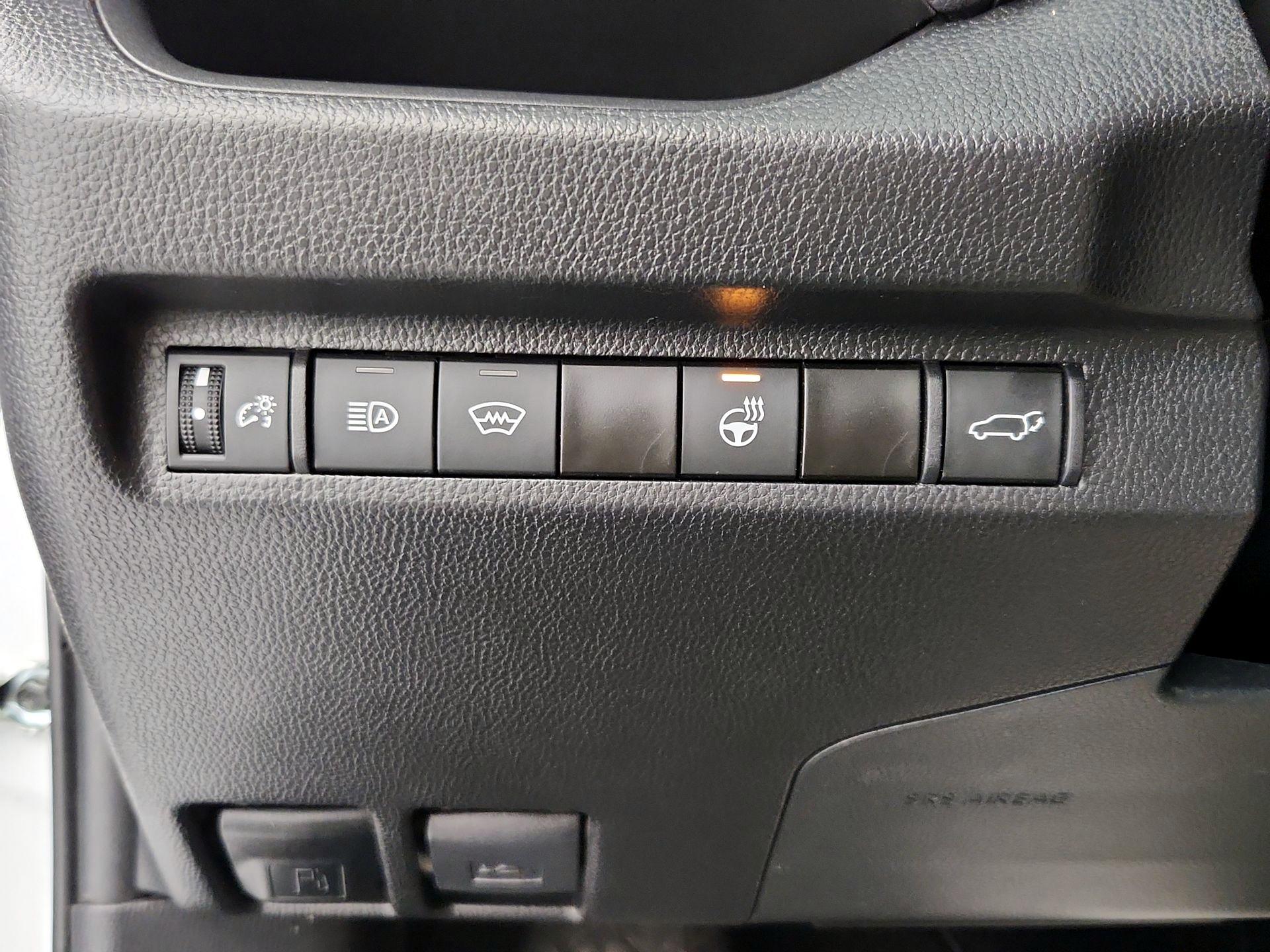 Thumbnail: 2024 Toyota RAV4 - 13