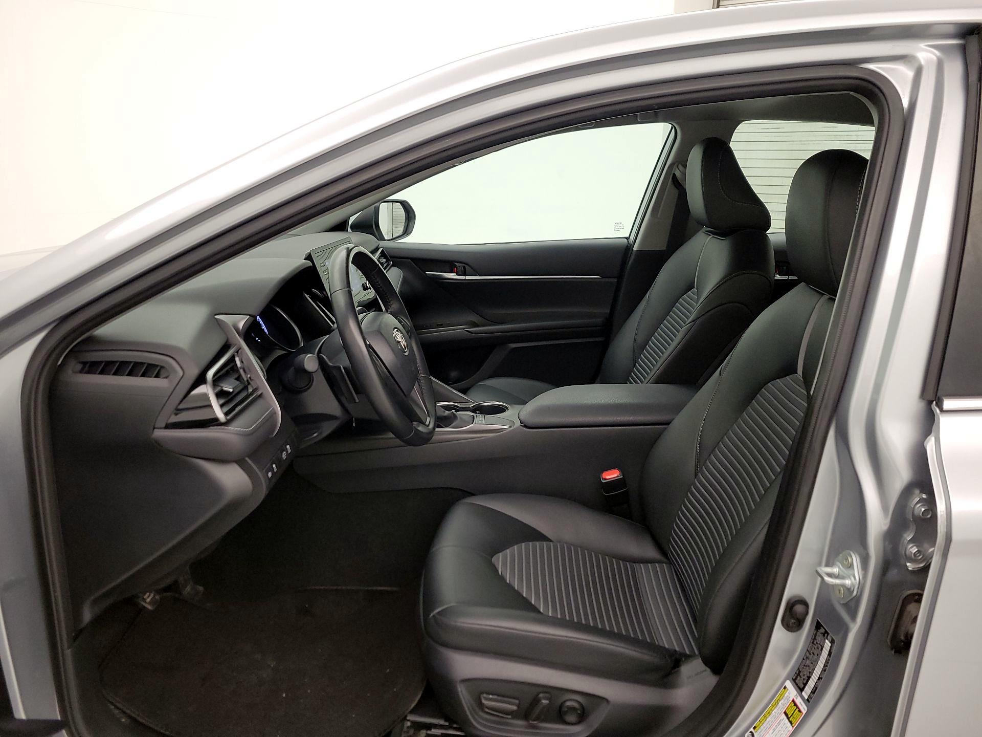 Thumbnail: 2023 Toyota Camry - 11