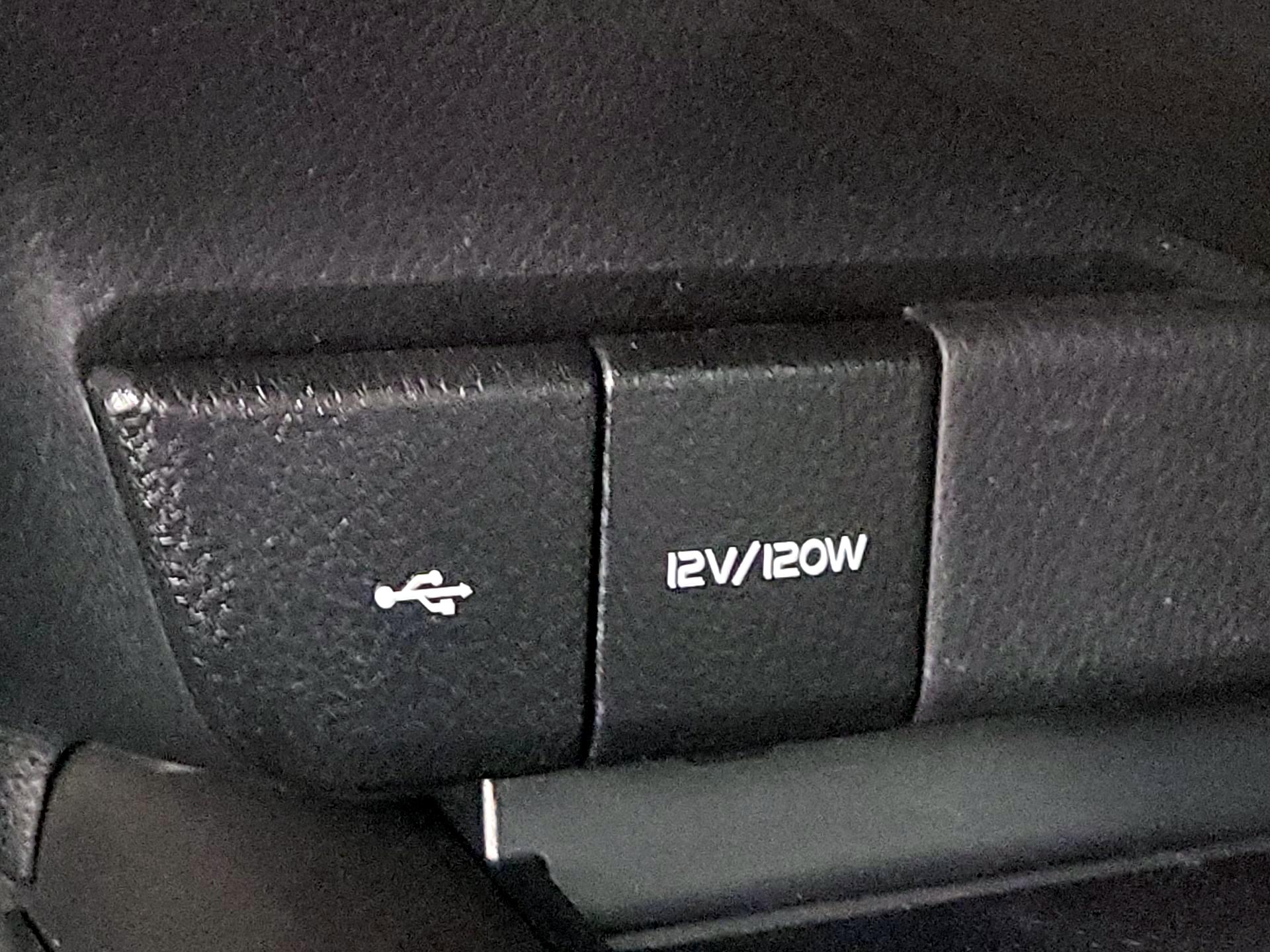 Thumbnail: 2023 Toyota Camry - 18