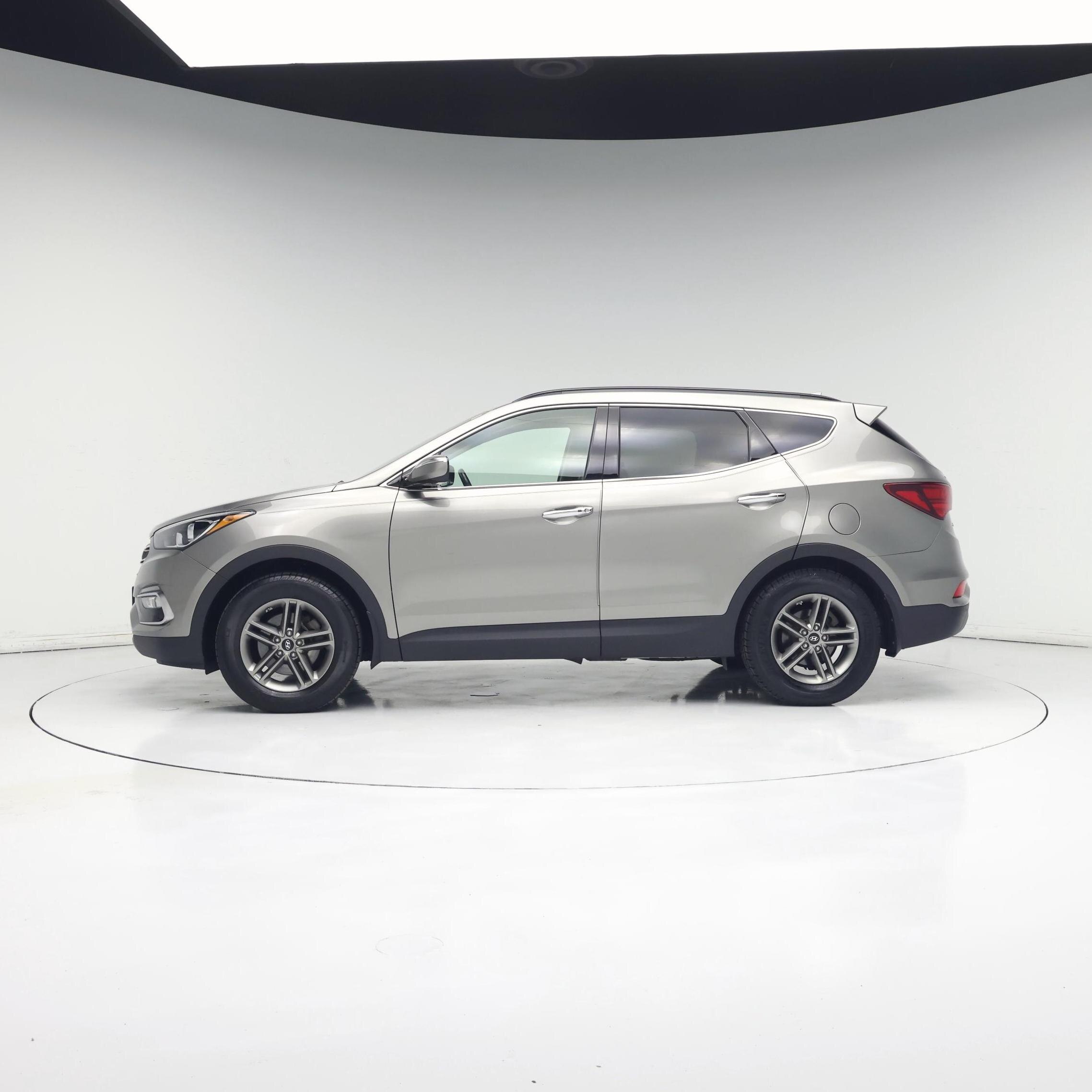 Thumbnail: 2018 Hyundai Santa Fe - 3