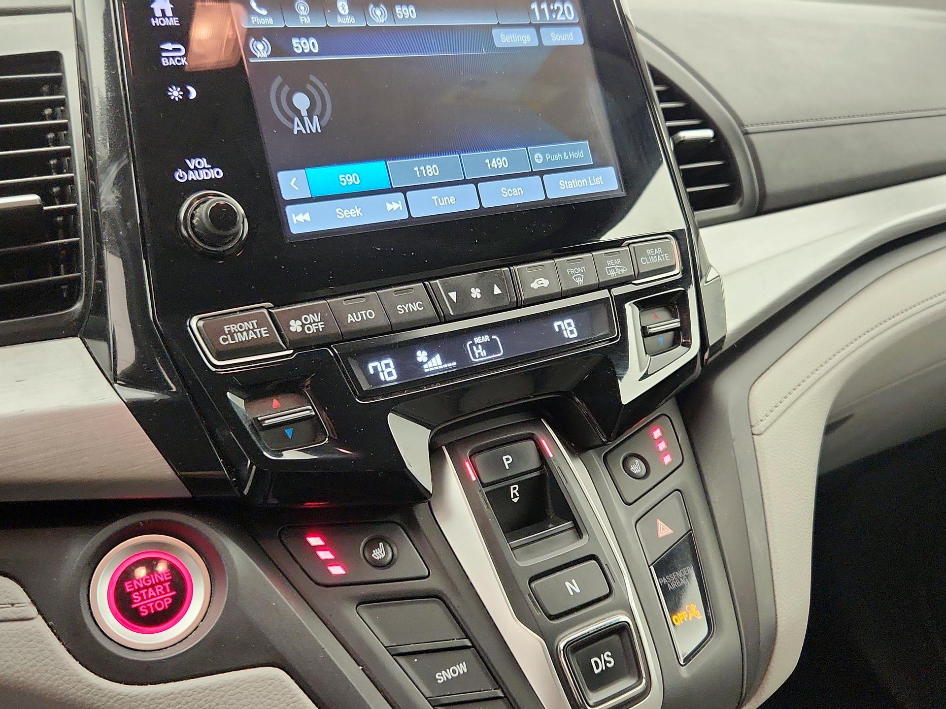 Thumbnail: 2019 Honda Odyssey - 16