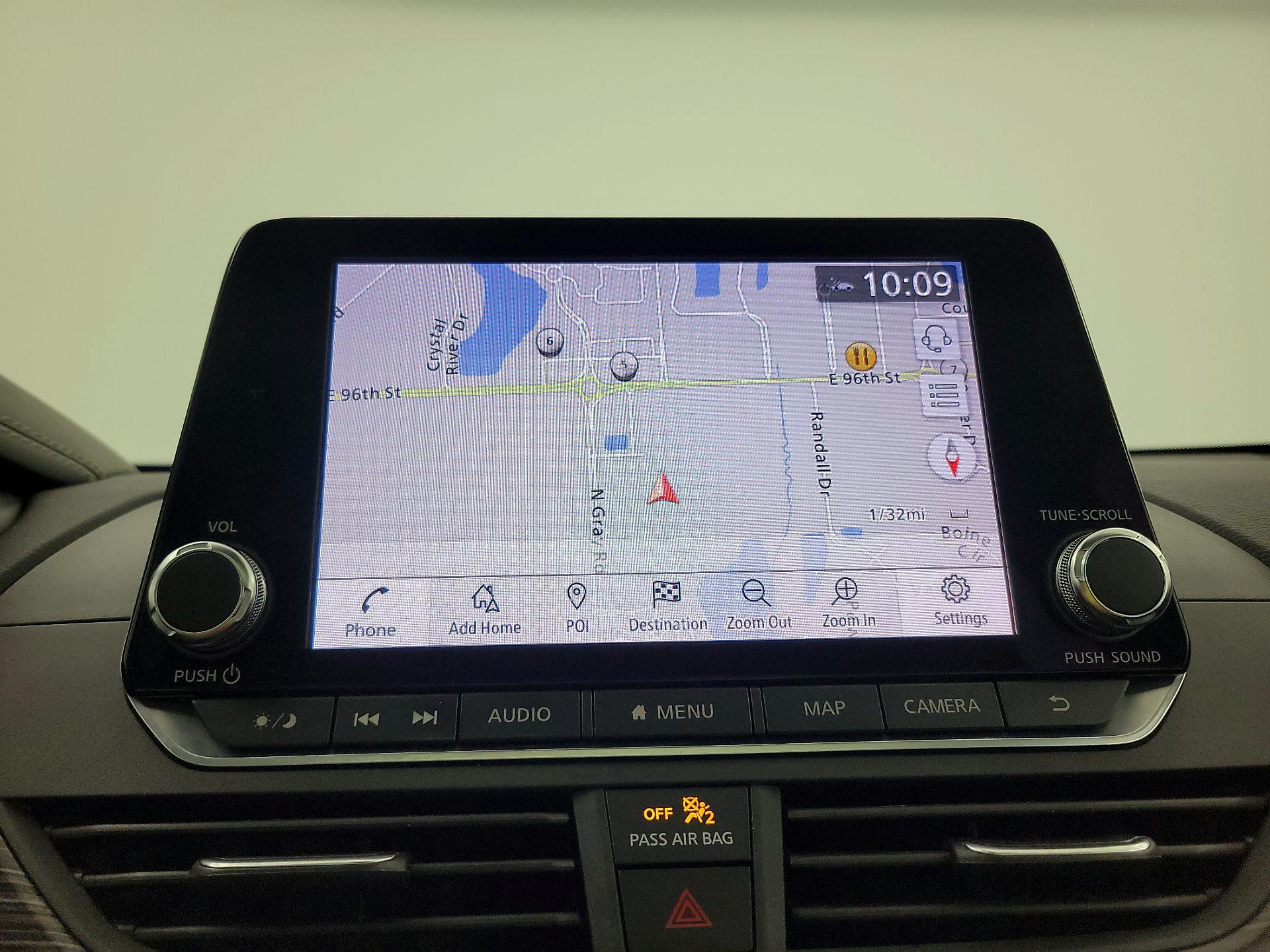 Thumbnail: 2019 Nissan Altima - 14