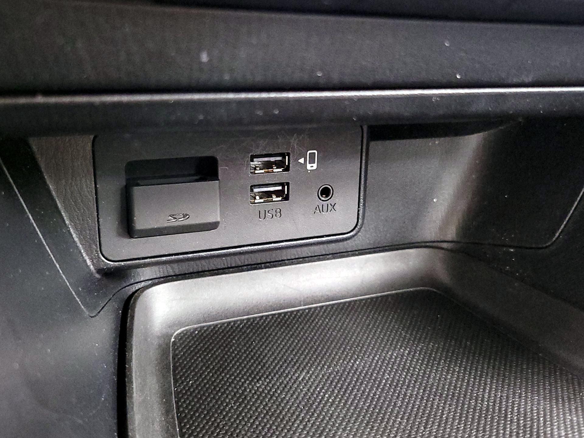 Thumbnail: 2018 Mazda Mazda3 - 19