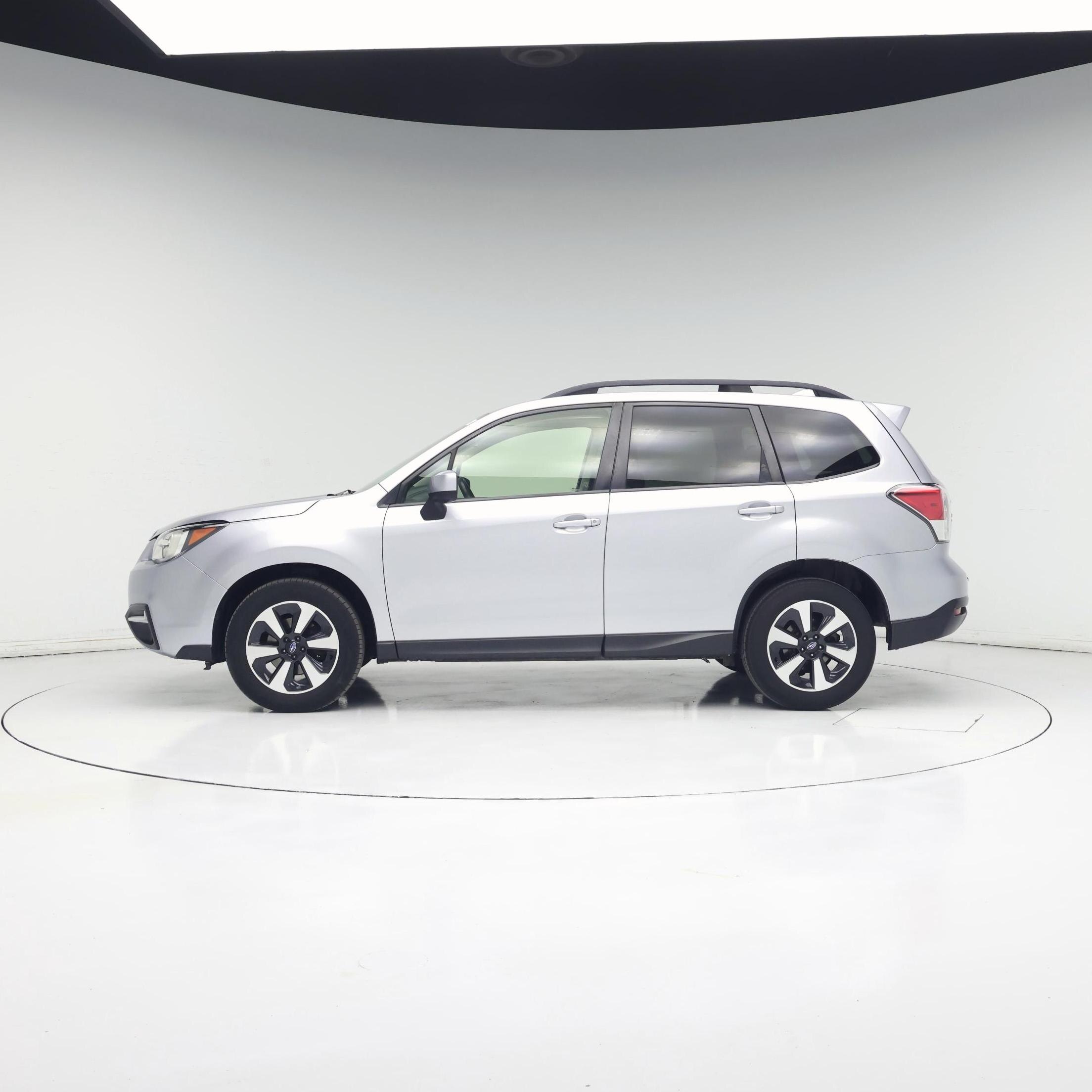 Thumbnail: 2017 Subaru Forester - 3