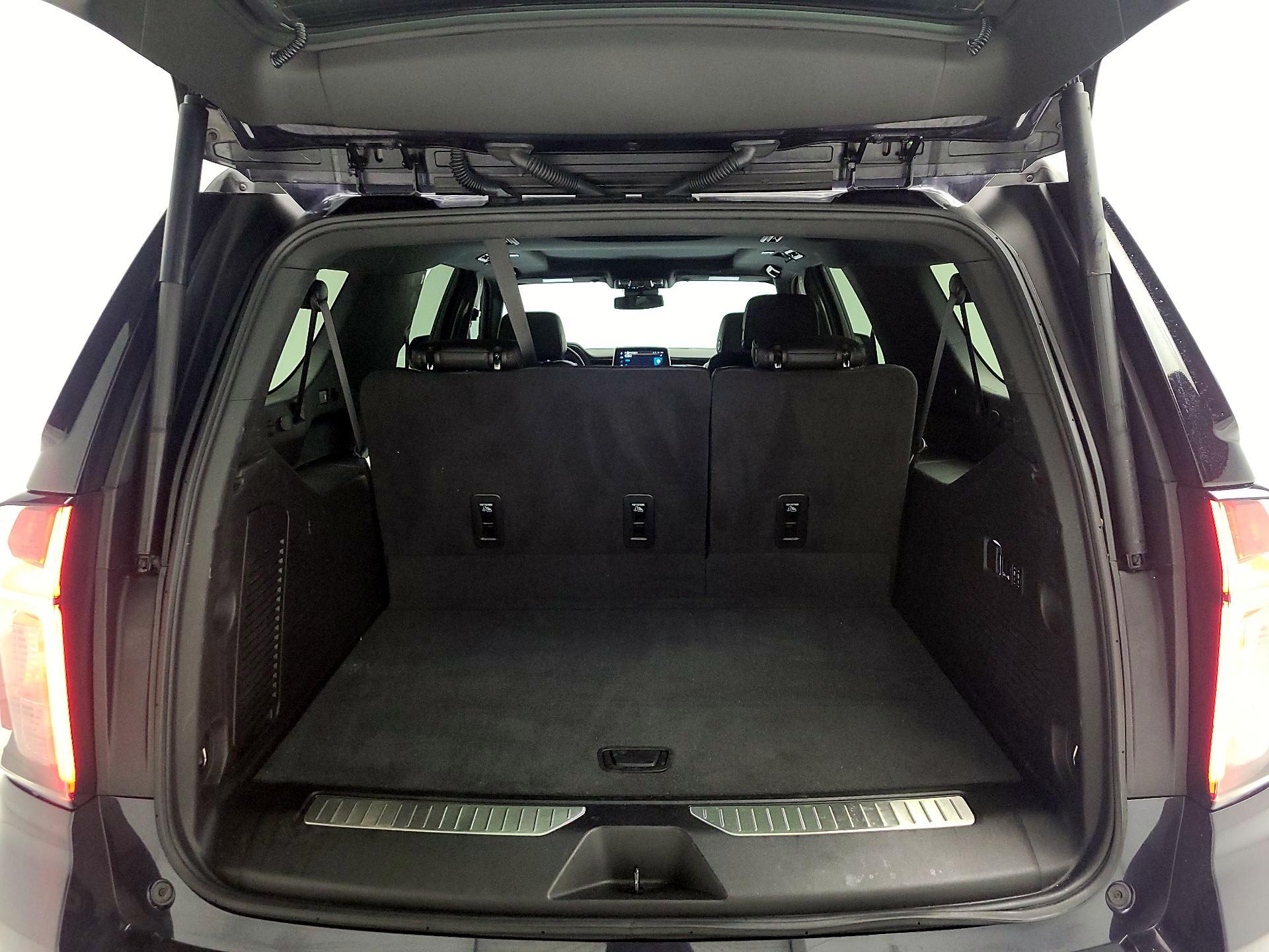 Thumbnail: 2023 Chevrolet Suburban - 19