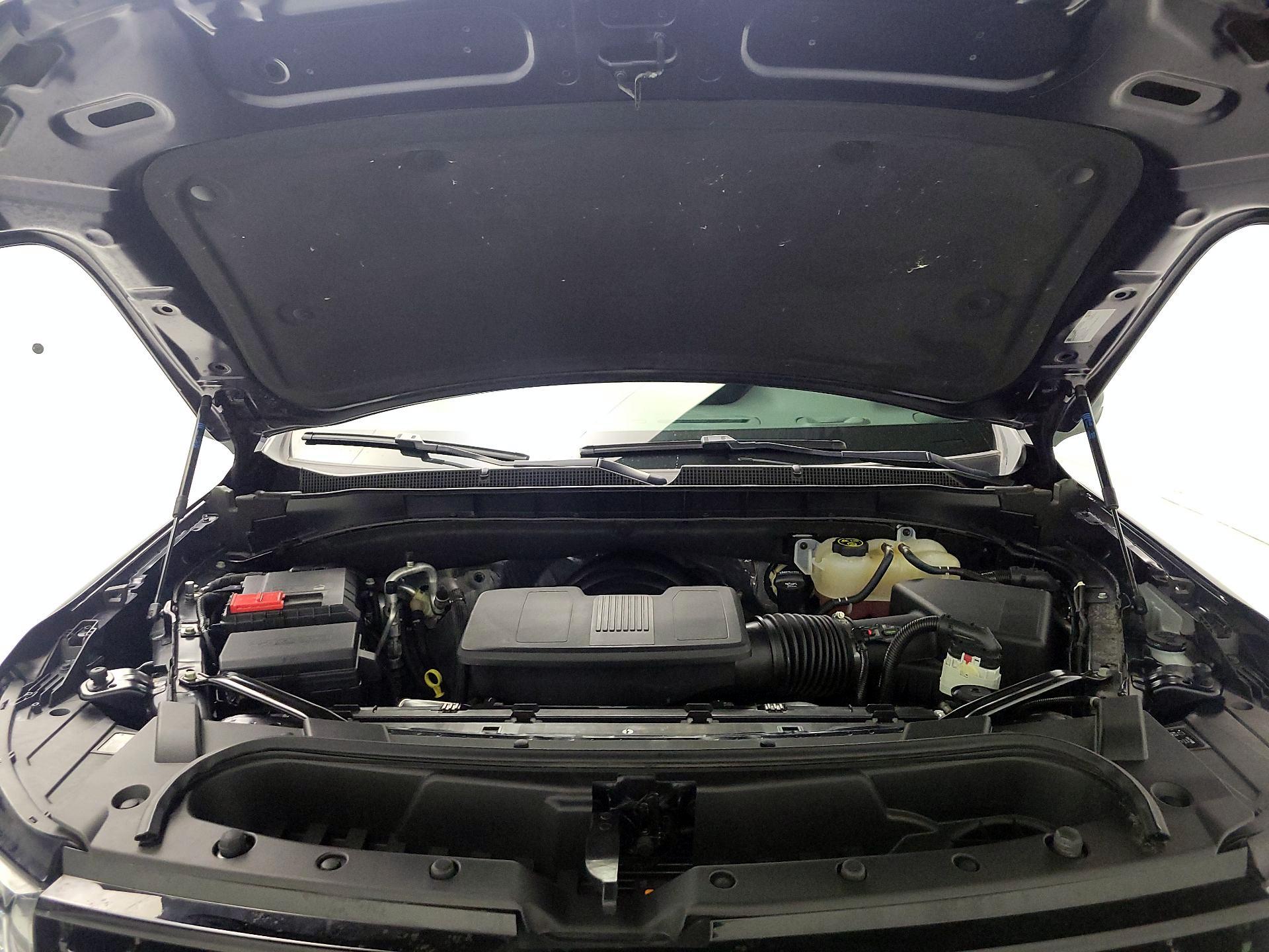 Thumbnail: 2023 Chevrolet Suburban - 20