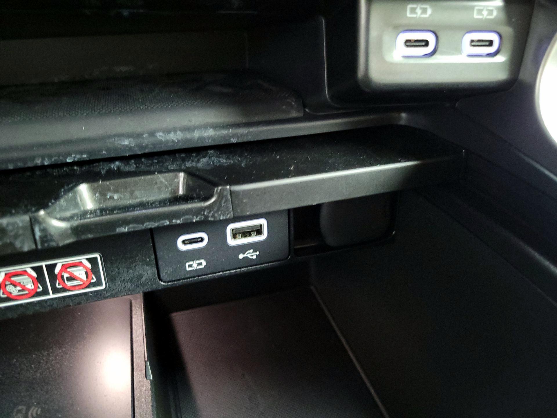 Thumbnail: 2023 Lexus RX - 18