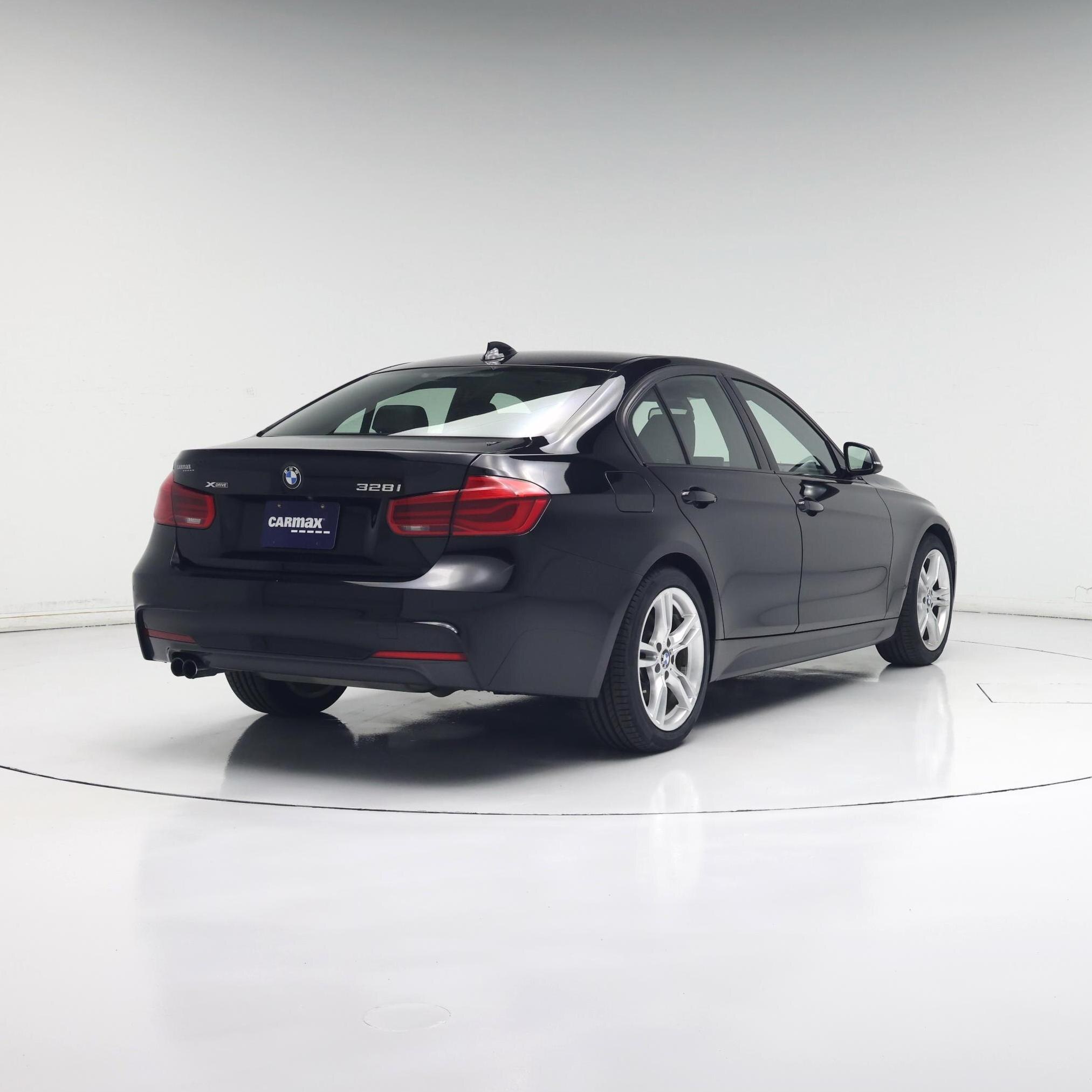 Thumbnail: 2016 BMW 3 Series - 8