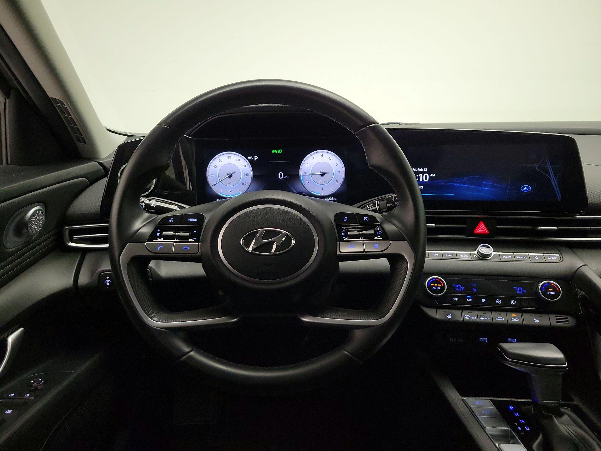 Thumbnail: 2023 Hyundai Elantra - 10