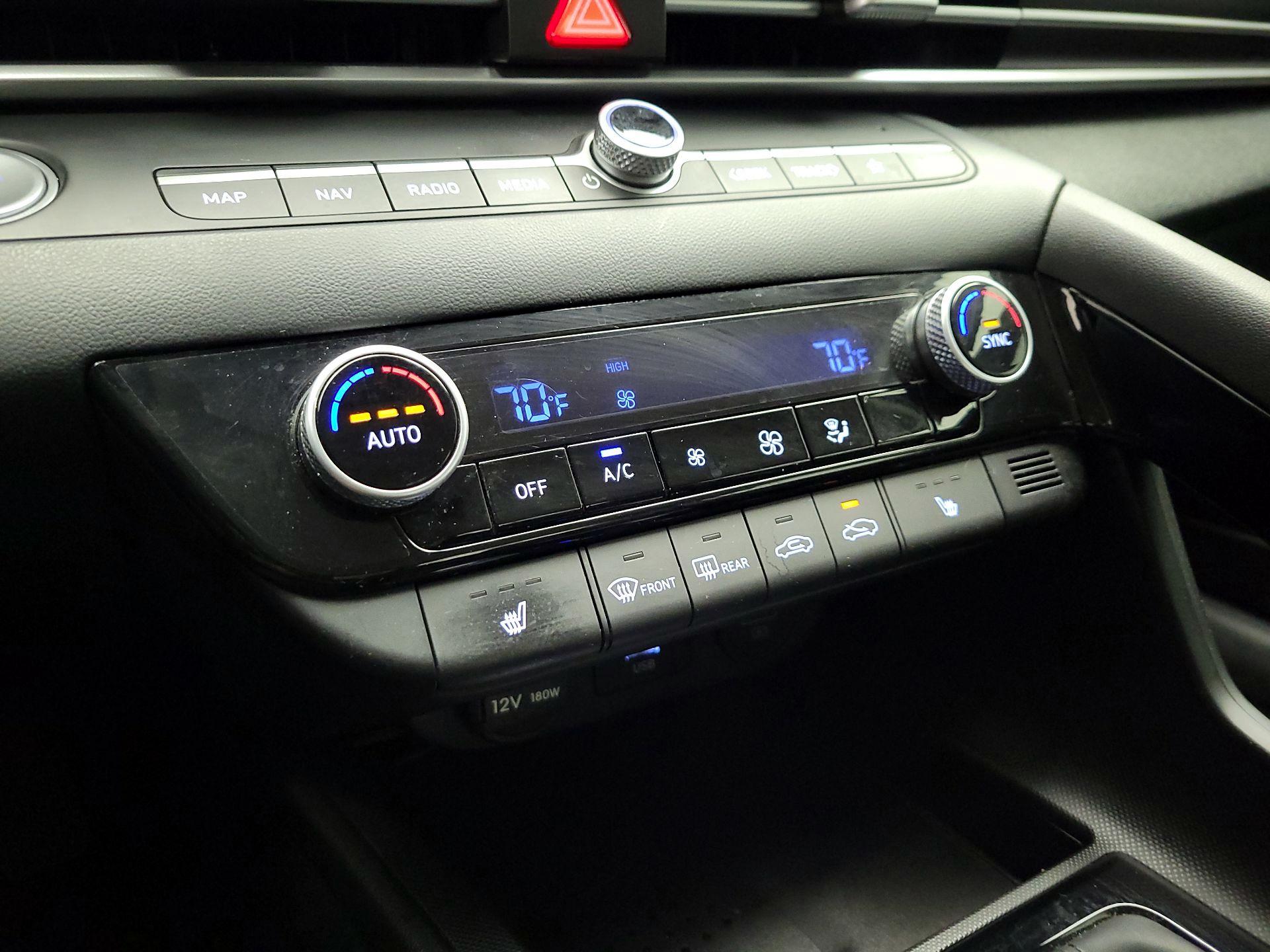 Thumbnail: 2023 Hyundai Elantra - 17